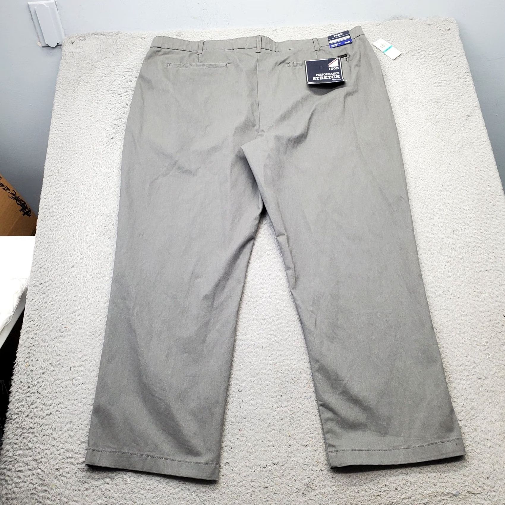 Izod IZOD Pants Mens 46x30 Gray Performance Stretch Non-Iron Flat Front Straight Leg Pants Mens Size 46 Gray Straight Leg 46x30 IZOD Size US 30 / EU 46 - 2 Thumbnail
