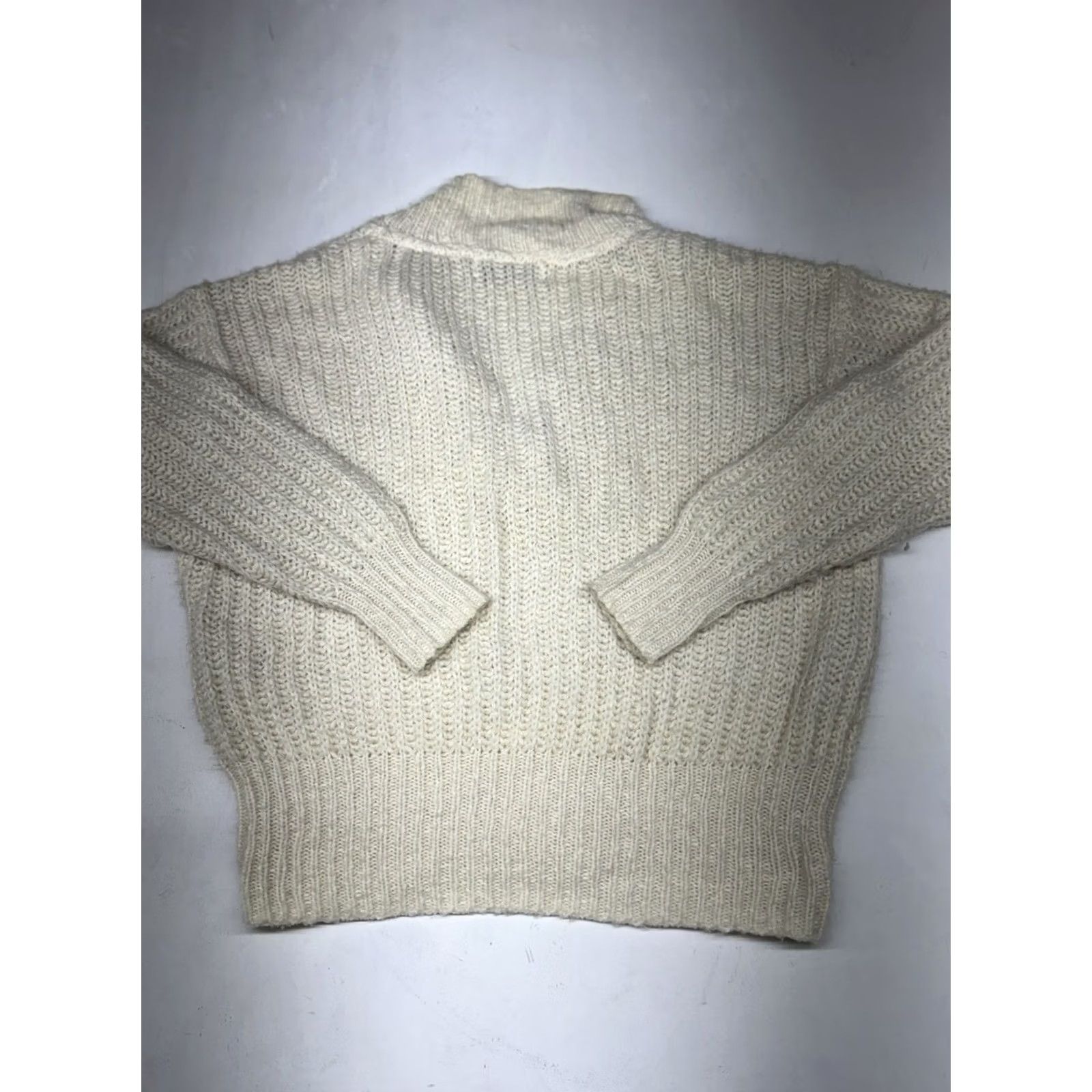 Anthropologie Anthropologie Pilcro Marla V-Neck Sweater Knit Women’s Size S Ivory Oversized Pullover Dolman Sleeve Size S / US 4 / IT 40 - 6 Thumbnail