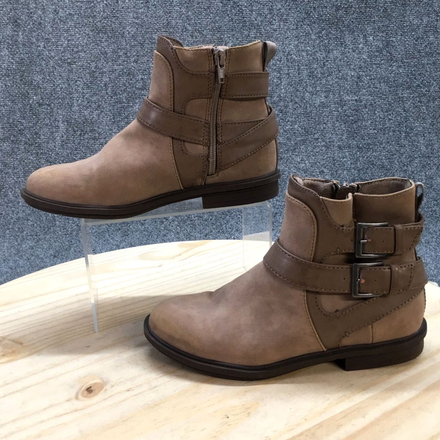 Vintage Rocket Dog Boots Womens 6 Rider Ankle Bootie Brown Faux Leather Round Toe Casual Bootie Size US 6 / IT 36 - 2 Thumbnail