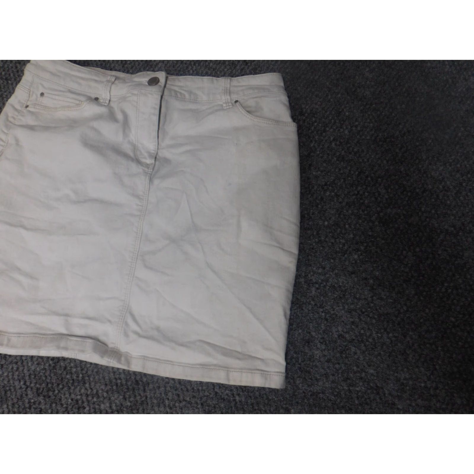 Ann Taylor Ann Taylor Womens Skirt 6 White A-line Knit Zipper Ruffle Knee Length Casual Vintage No Size 28" / US 6 / IT 42 - 2 Thumbnail
