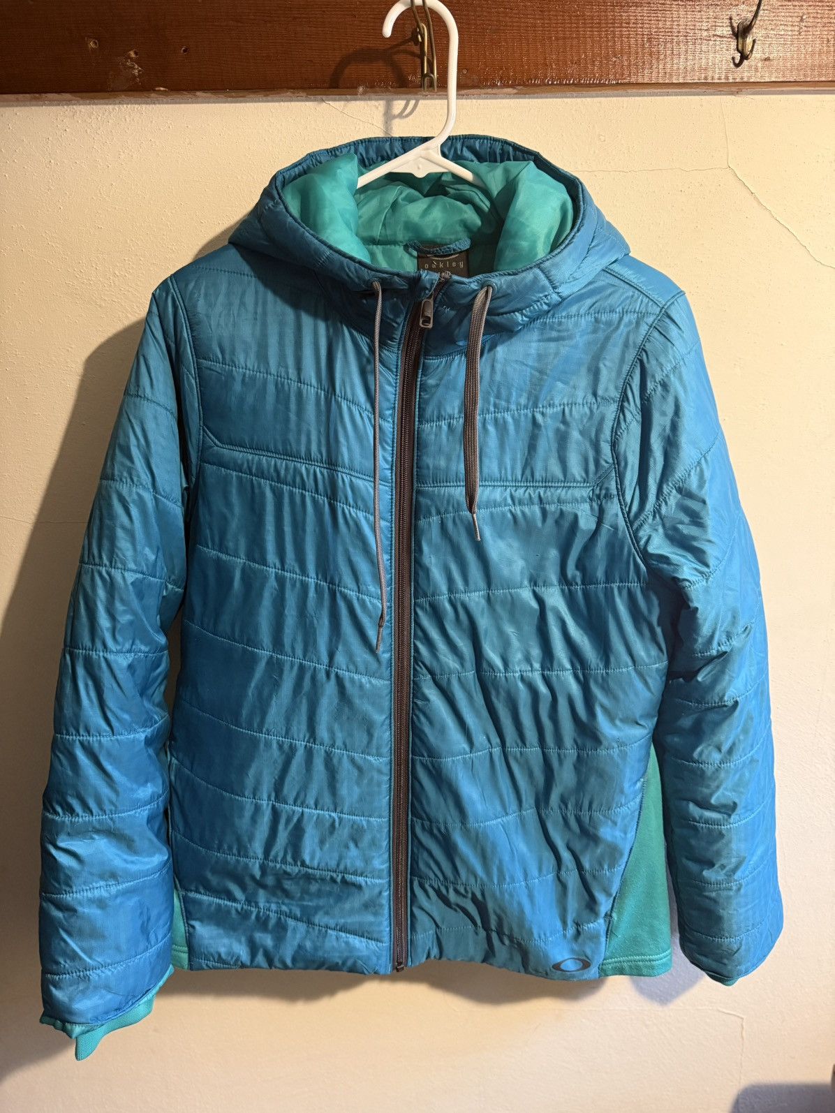 Oakley Vintage Oakley Puffer Jacket Size L / US 10 / IT 46 - 1 Thumbnail