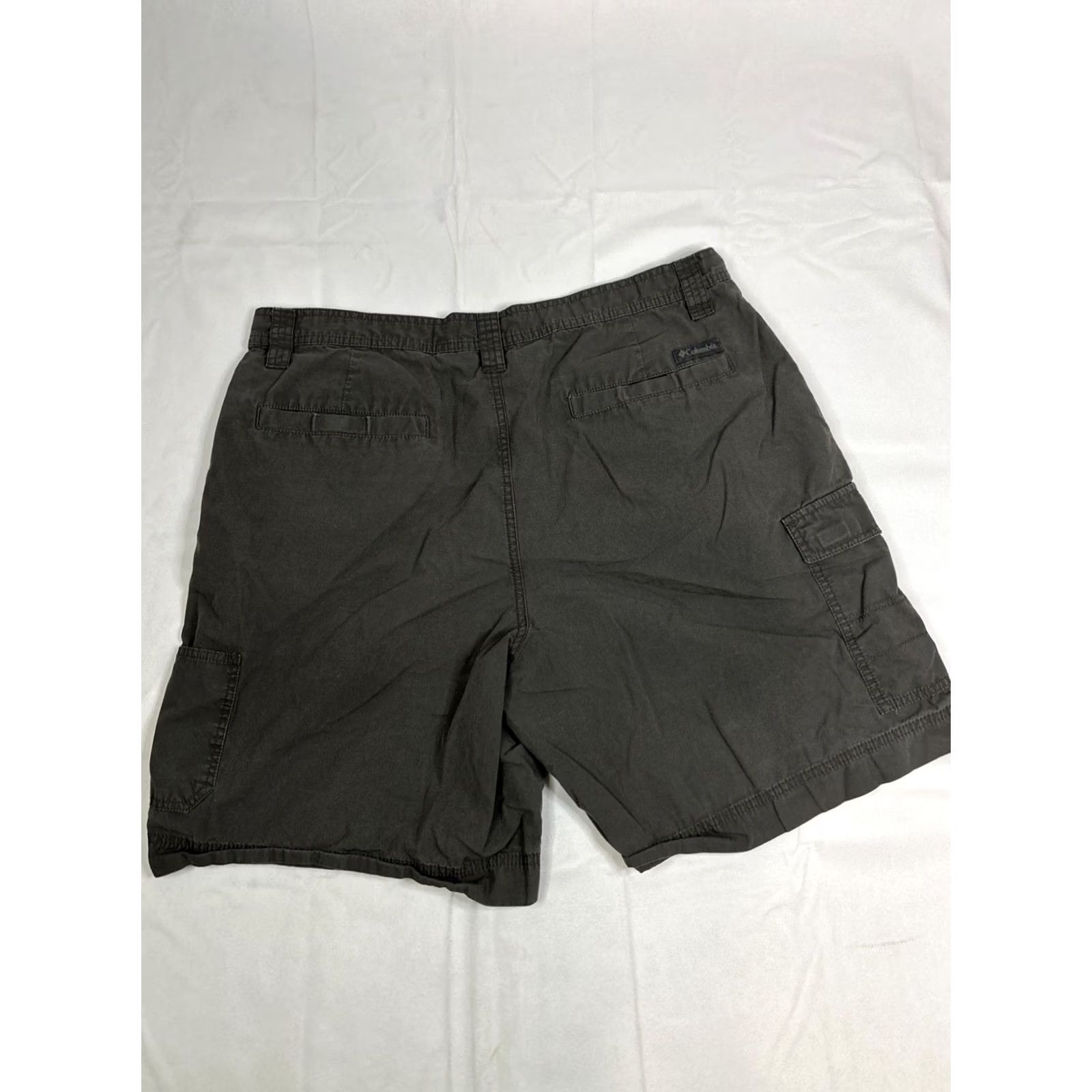 Vintage Columbia Men’s Shorts 38 Gray Outdoor Hiking Fishing Cargo Pockets Size US 38 / EU 54 - 5 Thumbnail