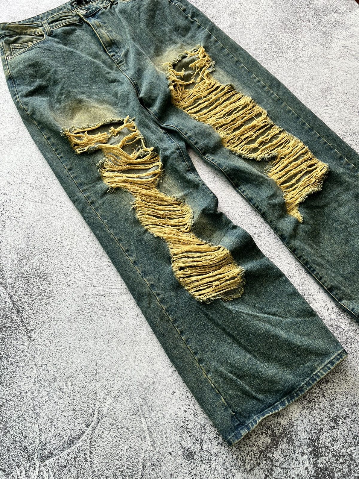 Japanese Brand INDIGO VINTAGE EXTREME RIP-FRONT STRAIGHT LEG OPIUM JEANS Size US 38 / EU 54 - 4 Thumbnail