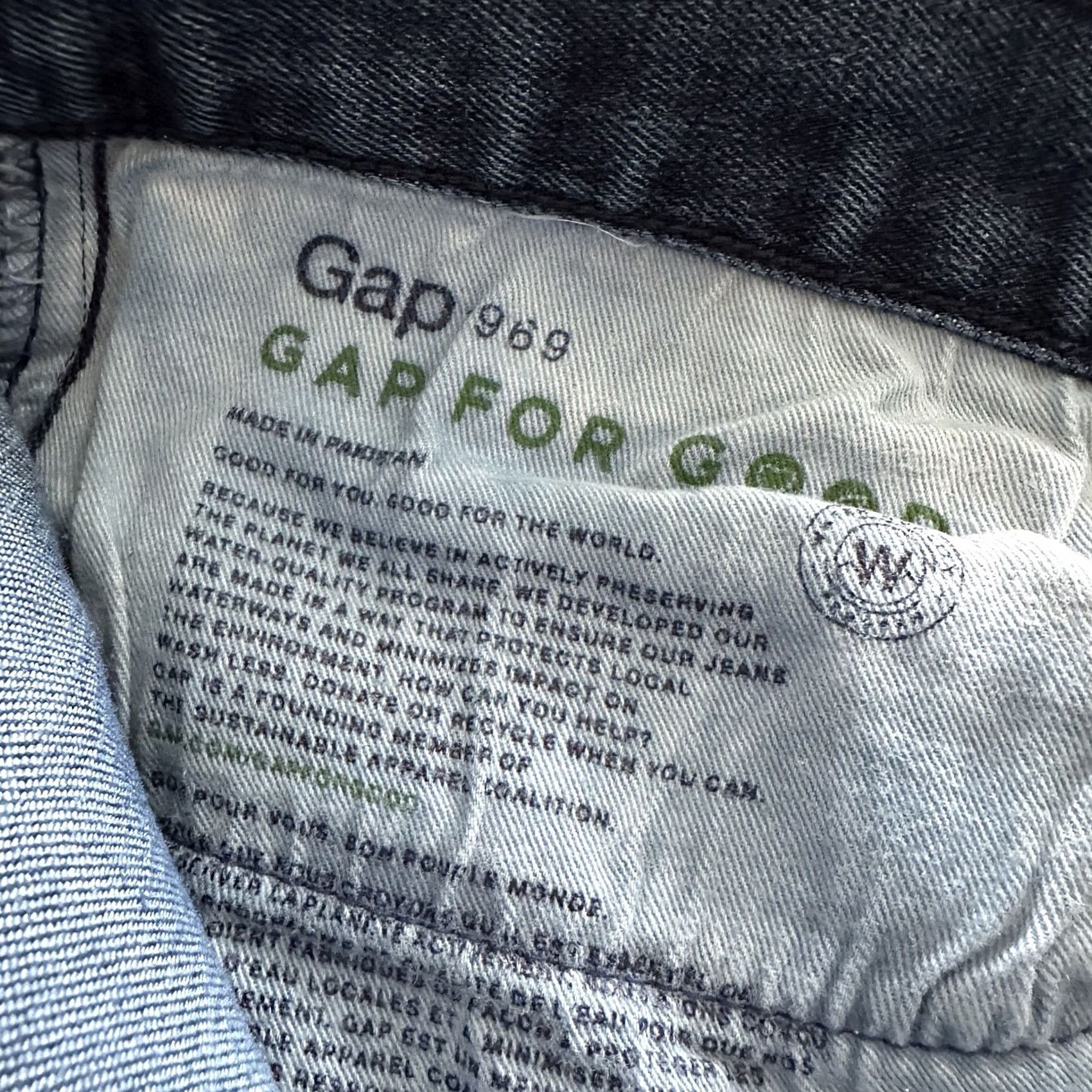 Gap Gap 1969 Jeans Men Slim 30 x 30 Blue Denim 5-Pocket Straight Jeans 1969 Gap Mens Slim Straight Jeans Blue/Denim 30in Inseam 30in Waist 38? Size US 38 / EU 54 - 6 Thumbnail