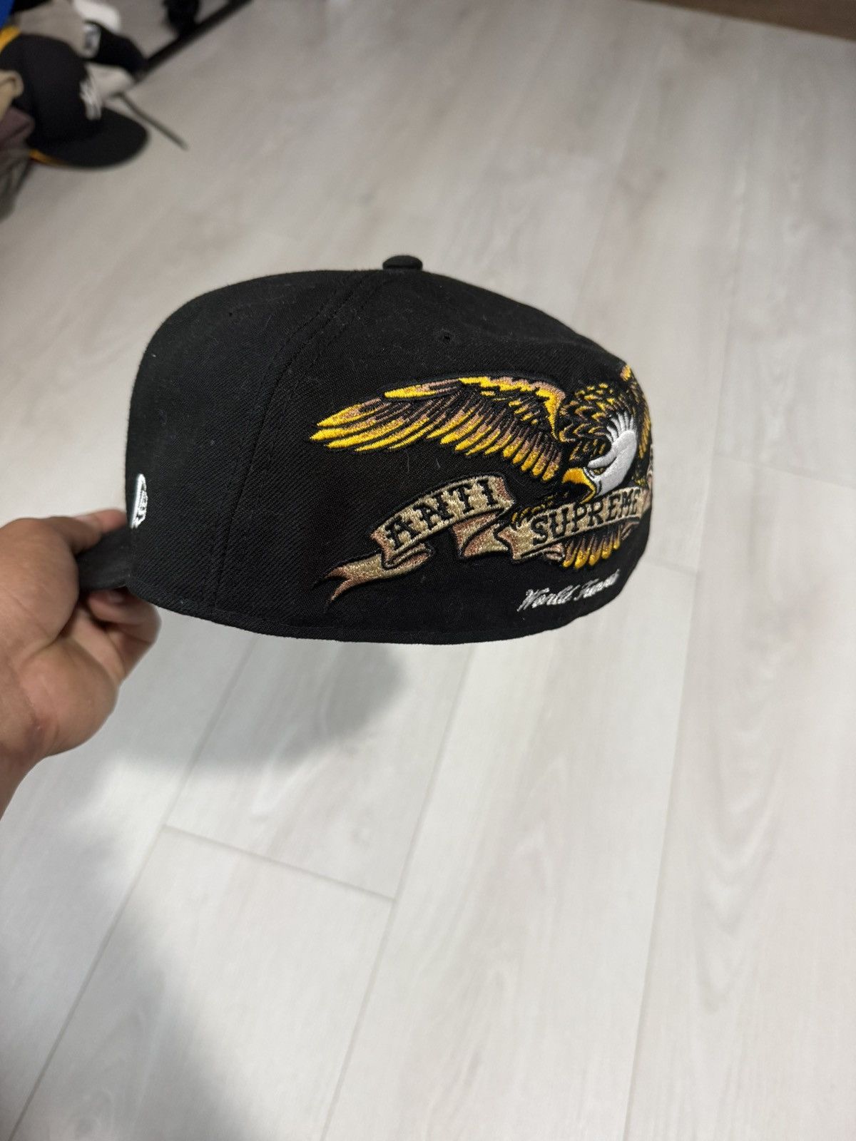 Supreme Supreme x anti-Hero fitted 7 5/8 Size ONE SIZE - 2 Thumbnail