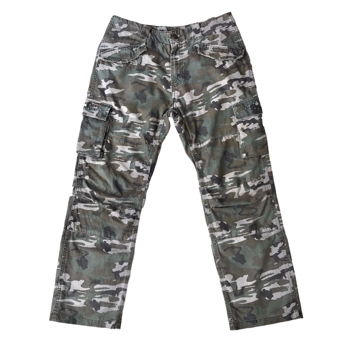 Camo pants with vans clearance