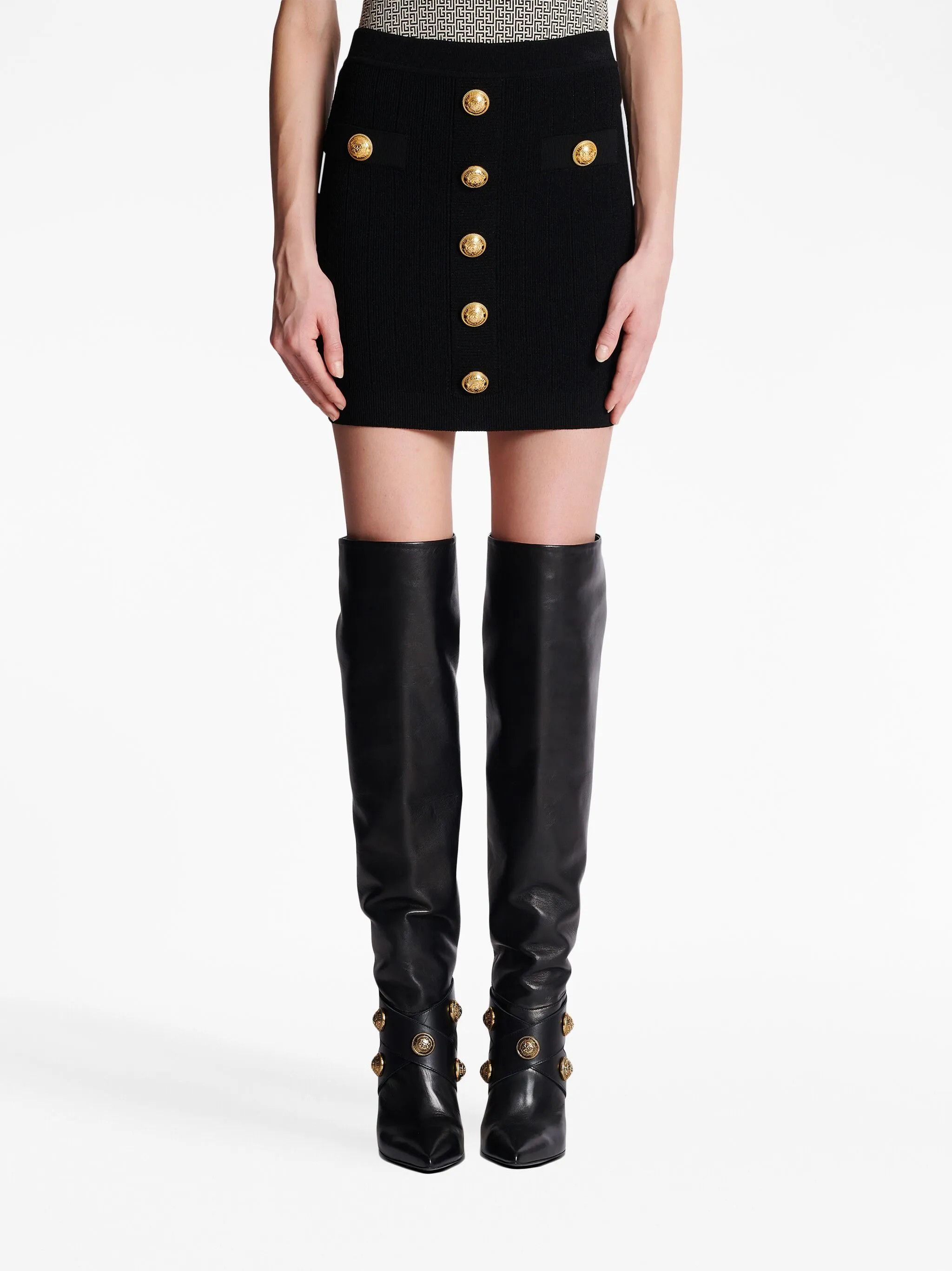 Balmain o1srvl11e1125 Button Detail Knitted Mini Skirt in Black Size 28" / US 6 / IT 42 - 5 Thumbnail