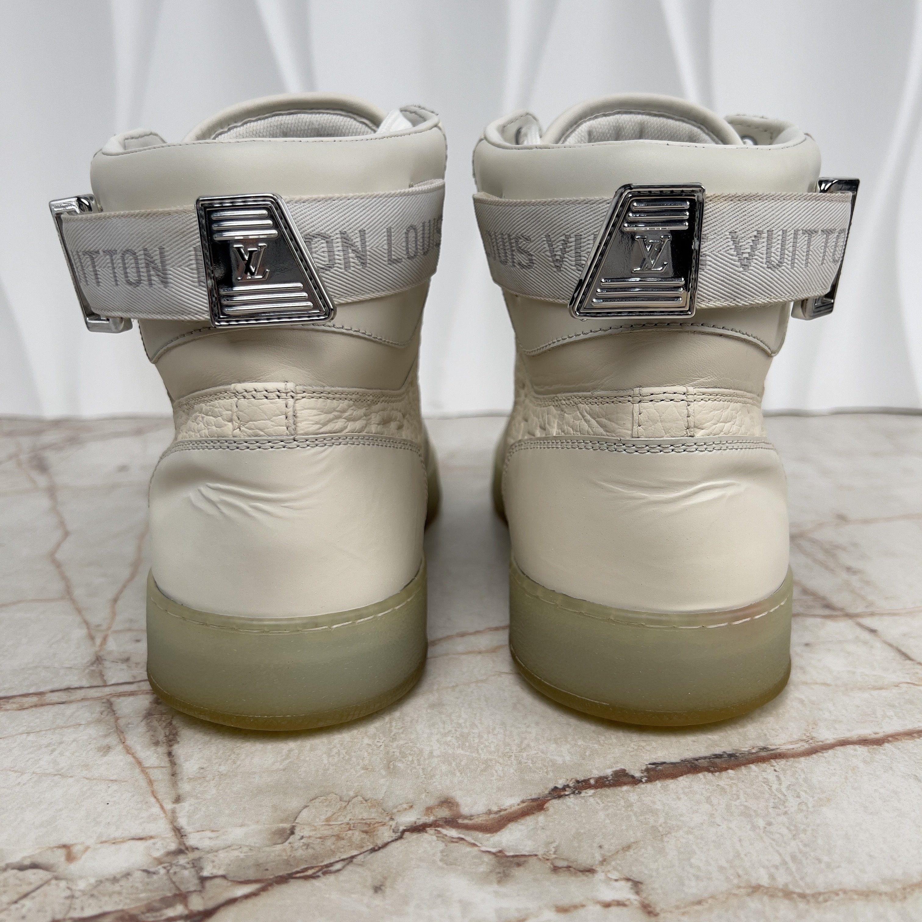 Louis Vuitton Rivoli LV Monogram Sneakers White Leather Size US 10.5 / EU 43-44 - 7 Thumbnail