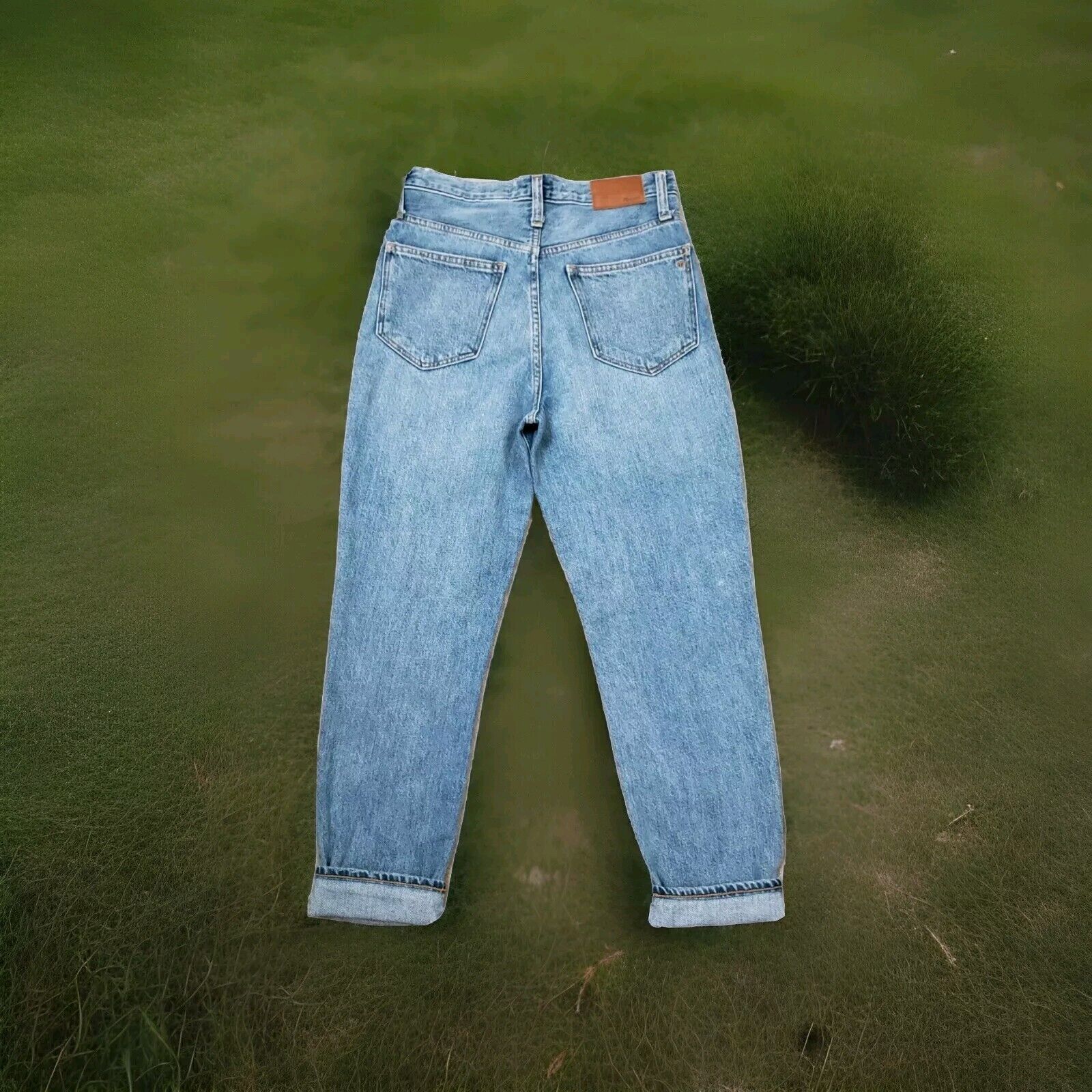 MADEWELL The Mom jean High Rise In Melva Wash Tapered Leg 25