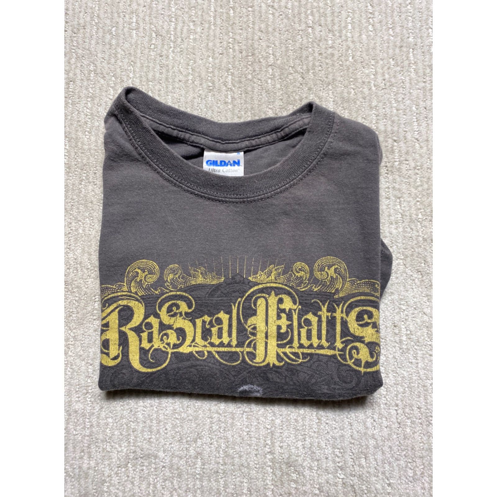 Gildan Rascal Flatts Mens Shirt Small Gray Tour Tee Gildan Casual T-Shirt Logo Cotton Short Sleeve Crew Neck Size US S / EU 44-46 / 1 - 3 Thumbnail
