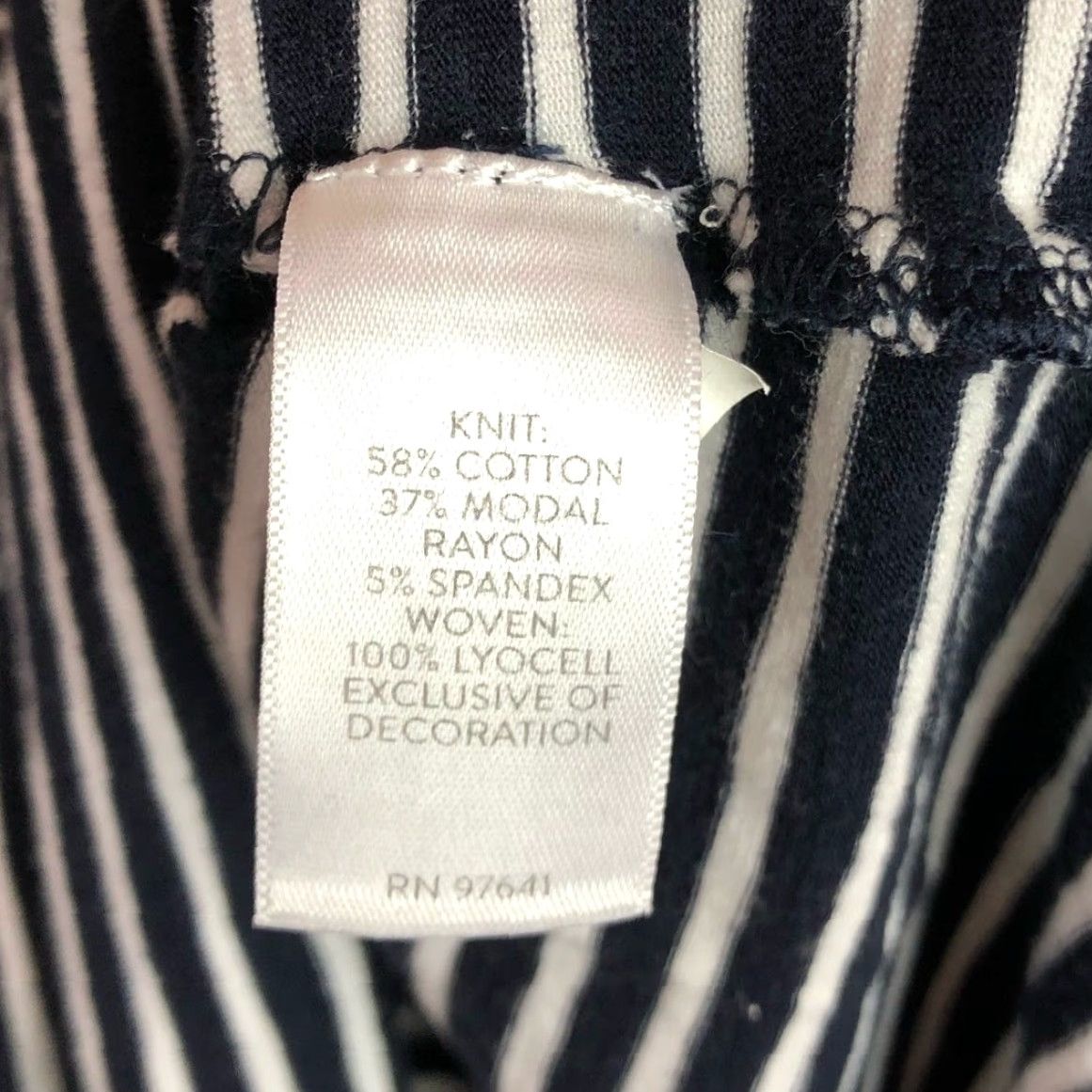 J. Jill J. Jill Blouse Striped Navy White 3/4 Sleeve Petite S Stretch Crew Neck Flared Sleeve Shirt Women Urban Casual Workwear Size S / US 4 / IT 40 - 7 Thumbnail