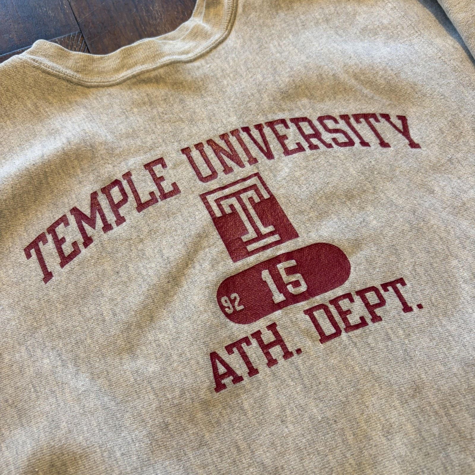 Champion Vtg Temple University L Champion Reverse Weave Team Issued Size US L / EU 52-54 / 3 - 4 Thumbnail