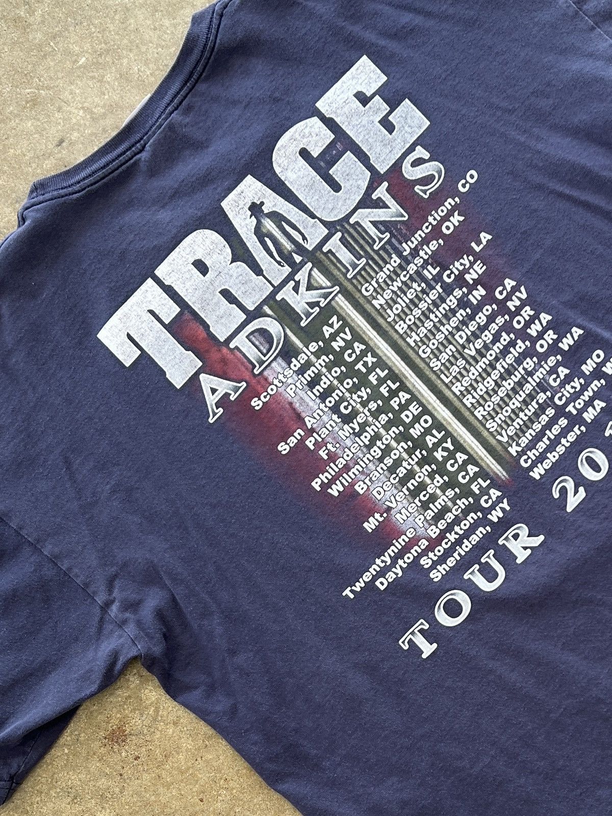Band Tees 2016 Trace Adkins Tour Concert Tee XXL Size US XXL / EU 58 / 5 - 4 Thumbnail