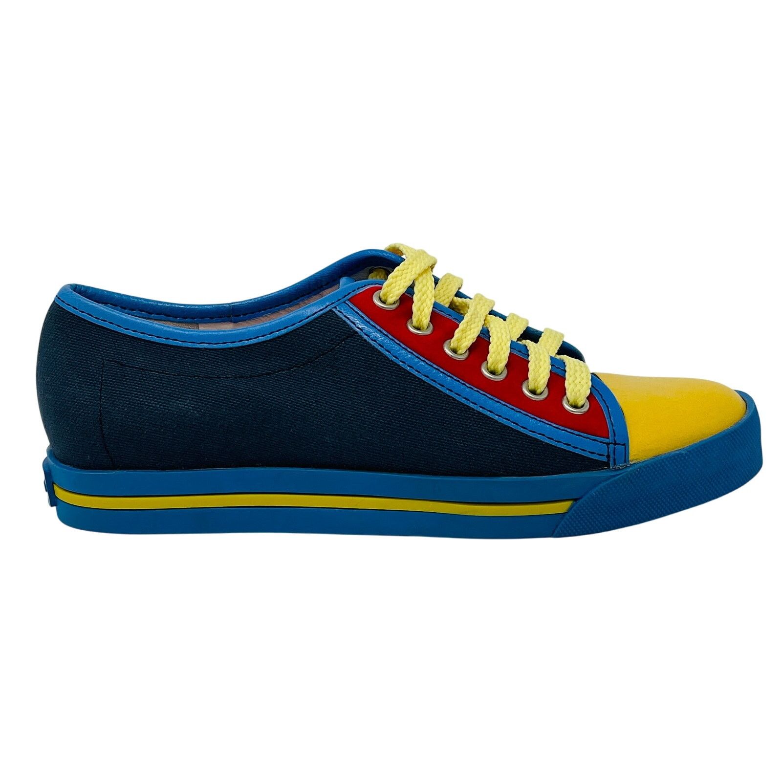 Marc Jacobs Marc Jacobs Spring 2004 RTW Sneakers Size US 7 EU 37.5 NWOB Size US 7 / IT 37 - 9 Thumbnail