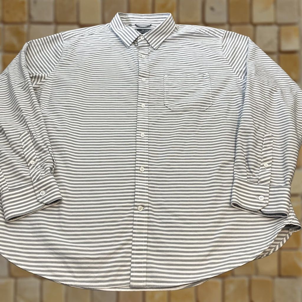 Under Armour Under Armour Shirt Men XXL Gray White Striped Cotton Pocket Long Sleeve Logo Button-Up Shirt Size US L / EU 52-54 / 3 - 1 Thumbnail