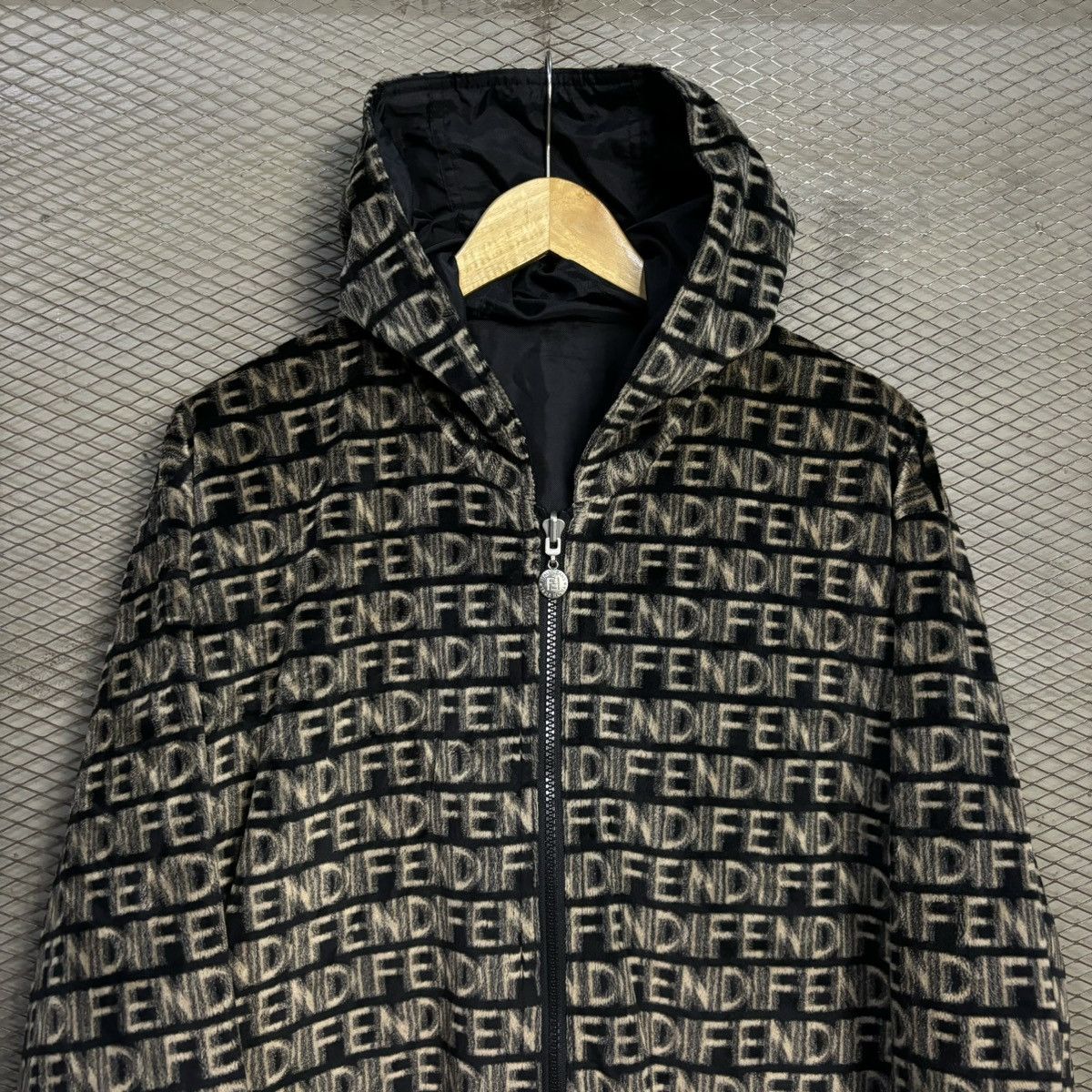 Fendi Vintage Fendi Zucca Motion Monogram Span Reversible Jacket Size US M / EU 48-50 / 2 - 3 Thumbnail