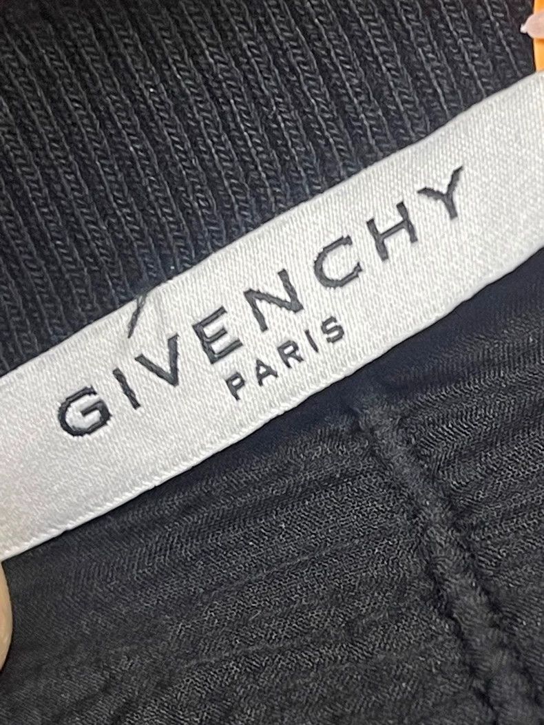 Givenchy Givenchy Hit Sweater XL Size Length Size US XL / EU 56 / 4 - 4 Thumbnail