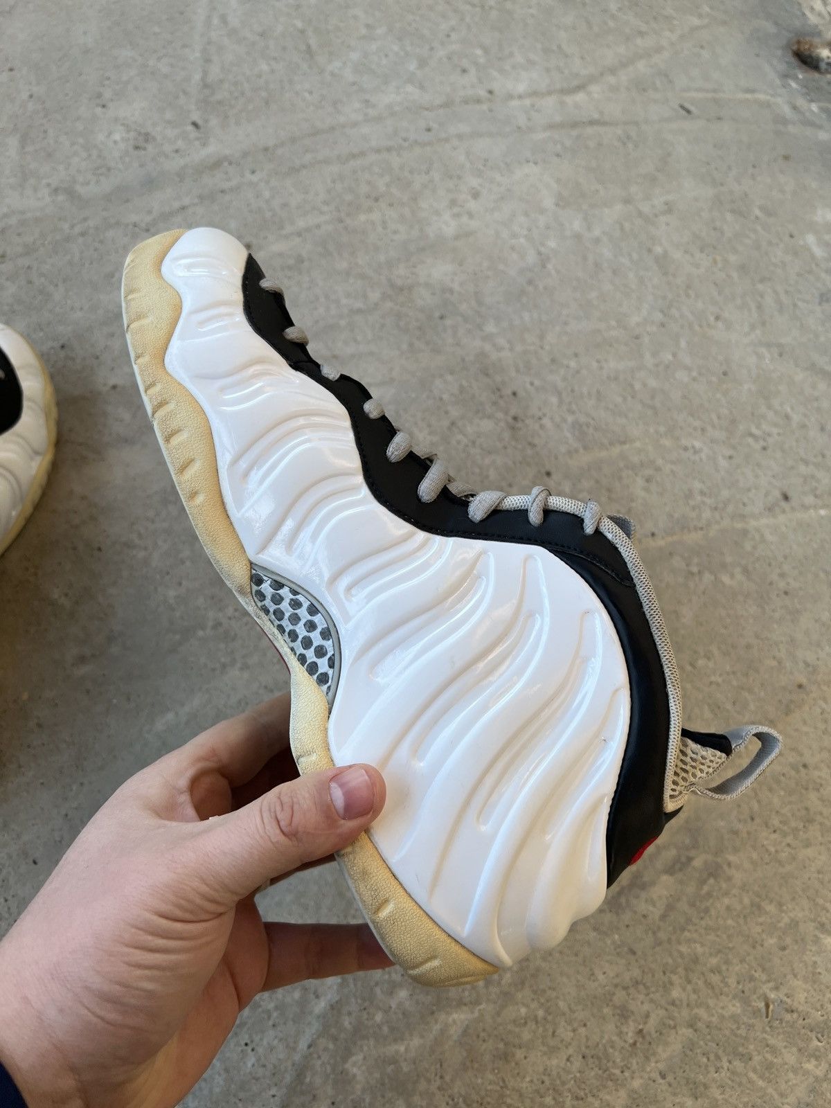 Nike Nike Air Foamposite Pro Chrome White Sneakers Size US 10 / EU 43 - 6 Thumbnail