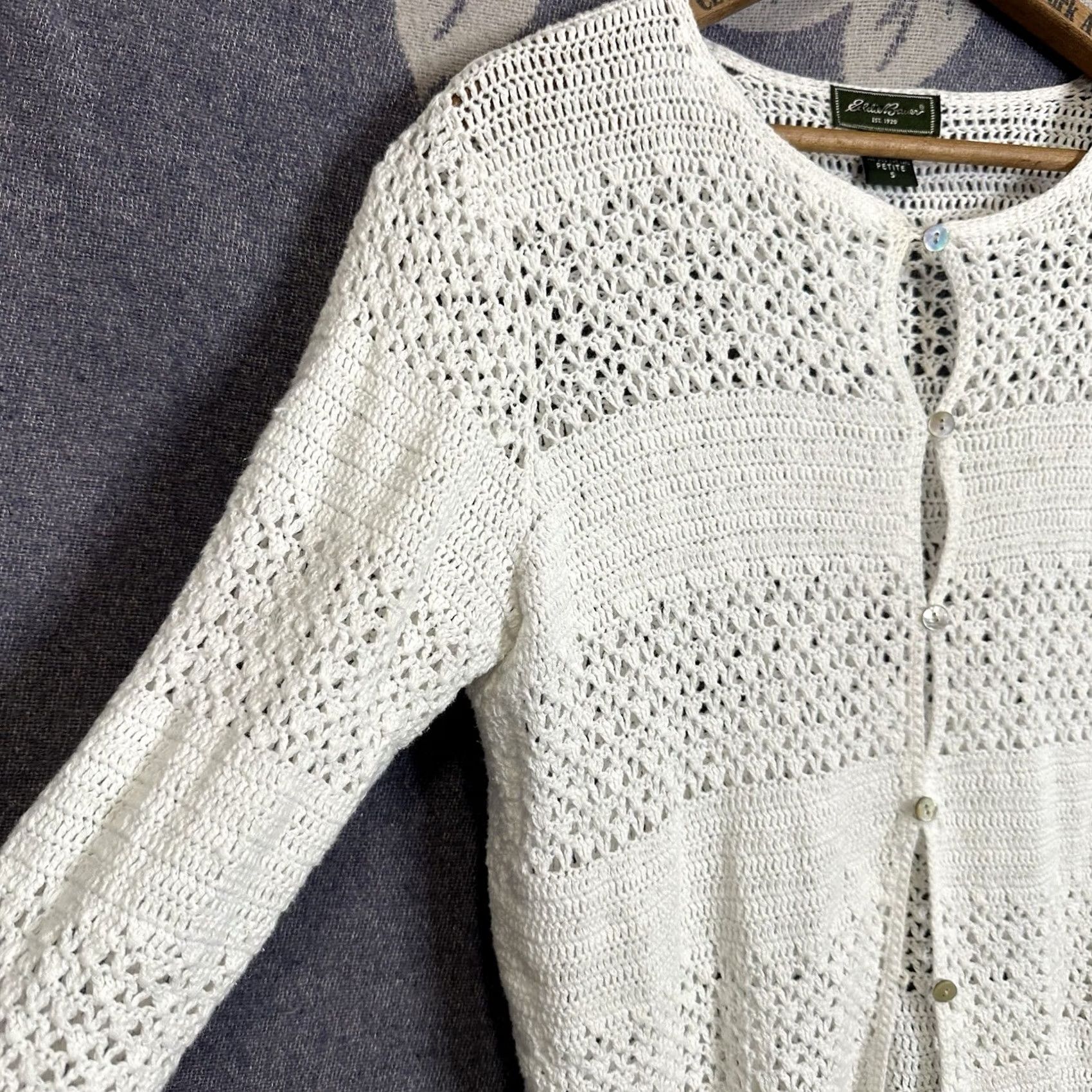 Eddie Bauer VINTAGE Eddie Bauer Cardigan Women’s Petite S White Cotton Blend Open-Knit 3/4 Sleeve Round Neck Lightweight Bohemian 90s Casual Womens Size S / US 4 / IT 40 - 2 Thumbnail