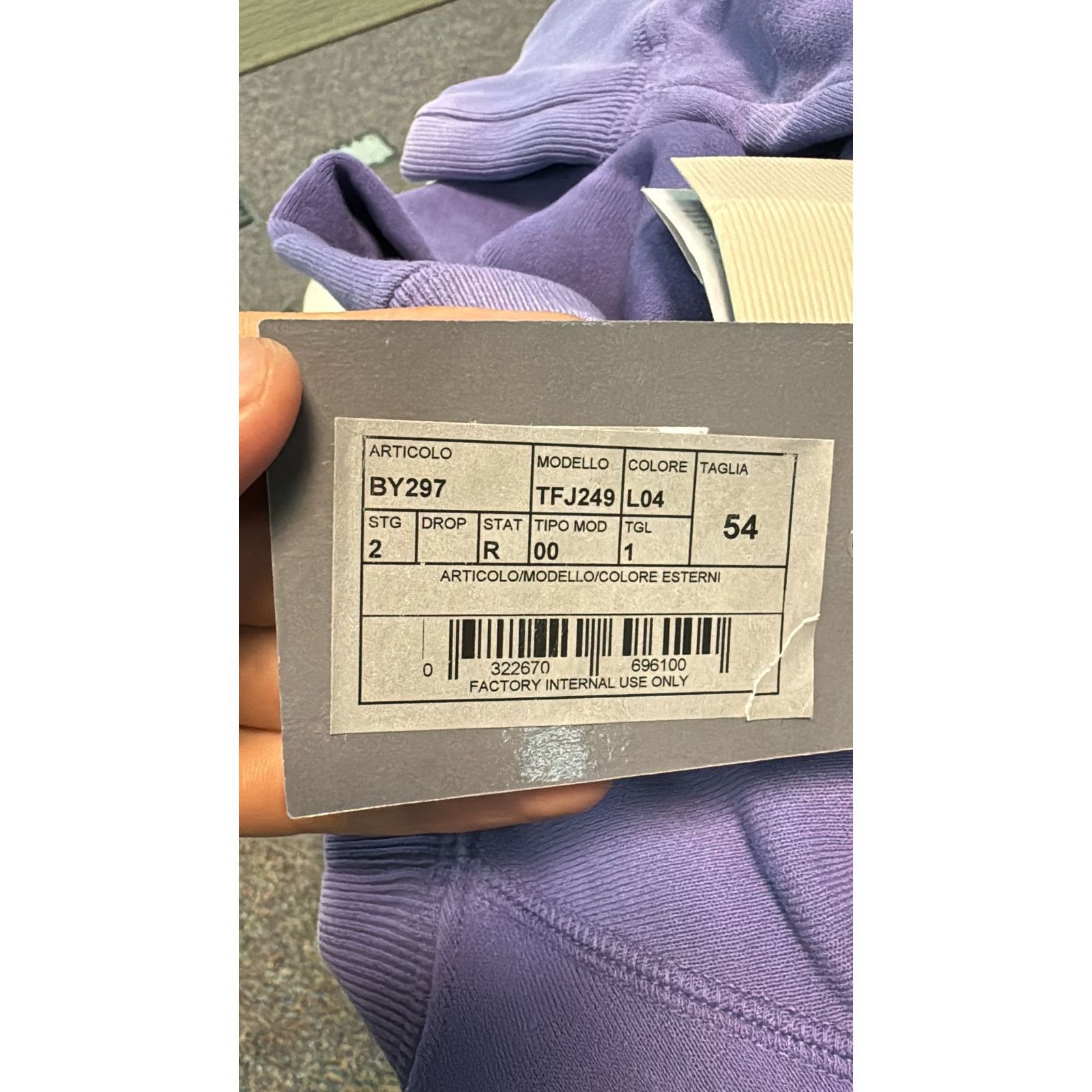 Tom Ford o1rshd1 Cut And Sewn Crewneck Sweatshirt in Purple Size US L / EU 52-54 / 3 - 18 Thumbnail