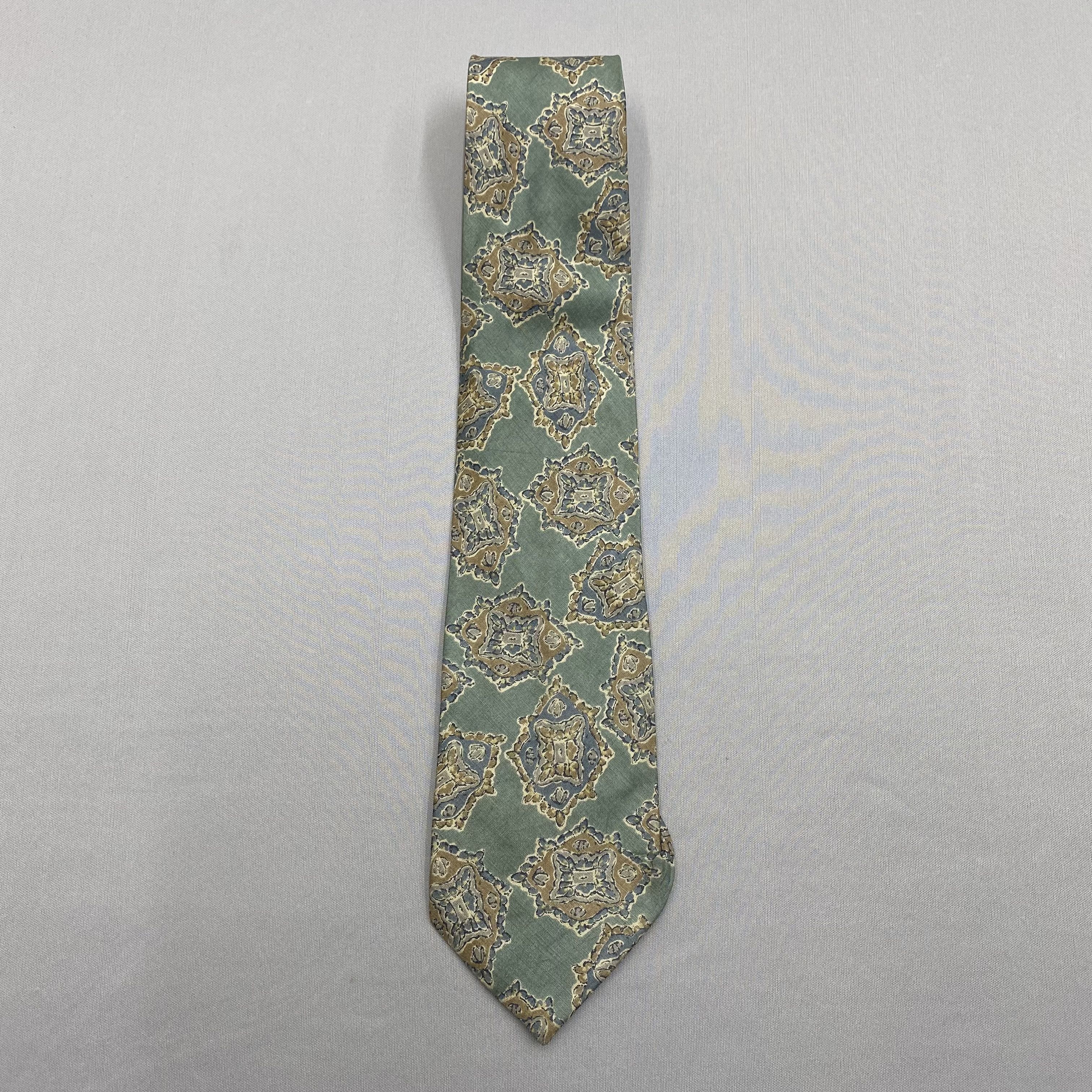 Japanese Brand Vintage Yves Saint Laurent SILK Necktie Cravate Pure Silk Size ONE SIZE - 3 Thumbnail