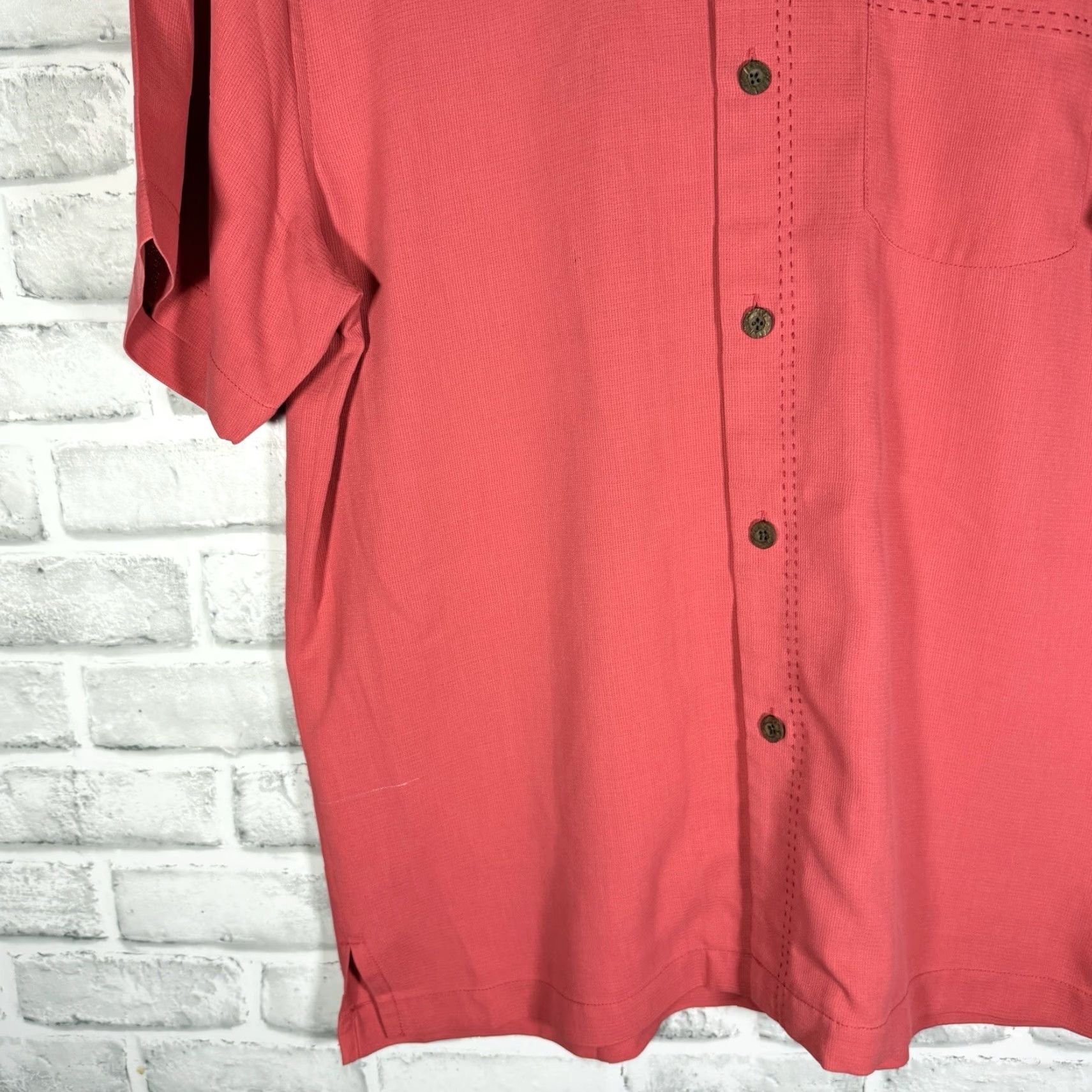 Tommy Bahama Tommy Bahama Red Casual Short Sleeve Button-Down Mens Size M Shirt Size US 31 - 3 Thumbnail