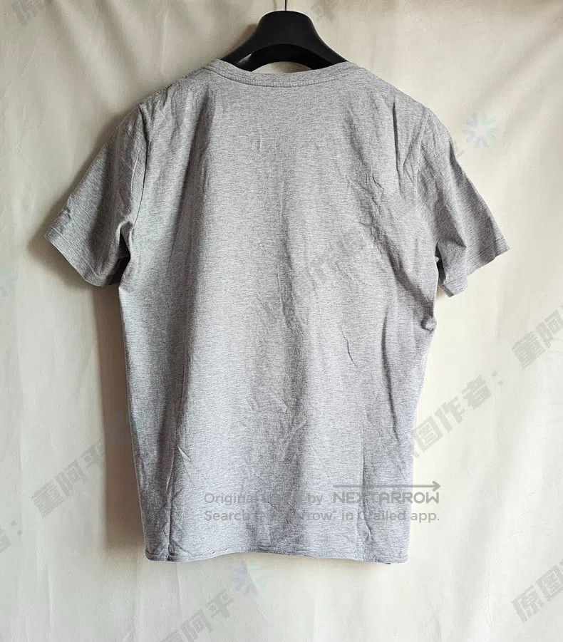 Saint Laurent Paris Saint Laurent Paris Grey short-sleeve T-shirt with small l Size US M / EU 48-50 / 2 - 4 Thumbnail