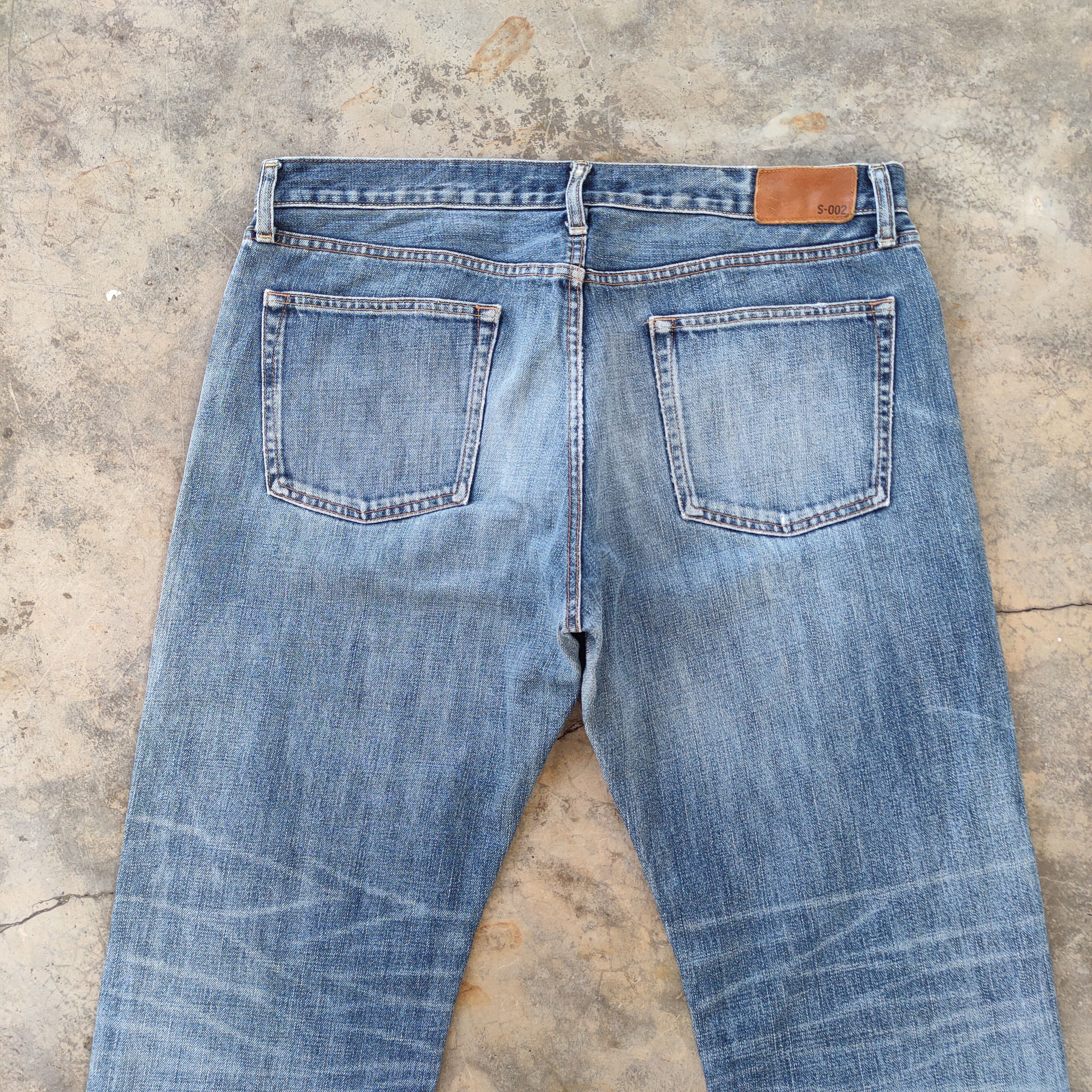 Japanese Brand JAPAN VINTAGE REGULAR FIT STRAIGHT FADED RIPPED JEANS PANTS Size US 38 / EU 54 - 10 Thumbnail