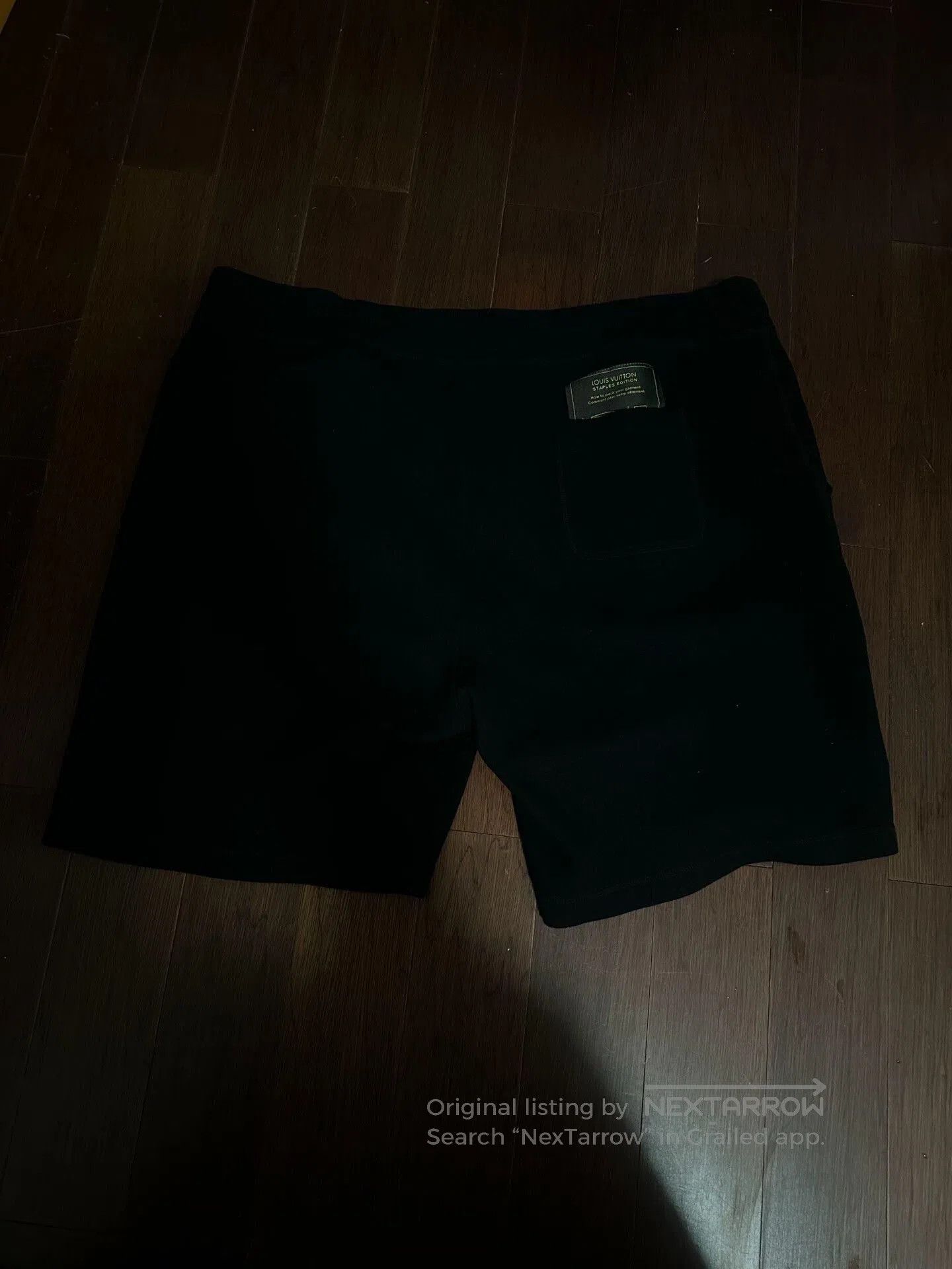Louis Vuitton louis vuitton black logo shorts size XXL. Size US 44 / EU 60 - 1 Thumbnail