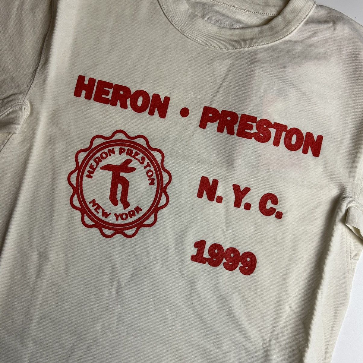 Heron Preston *NEW* Heron Preston Medieval Swans NYC T-shirt Womens Size L / US 10 / IT 46 - 2 Thumbnail