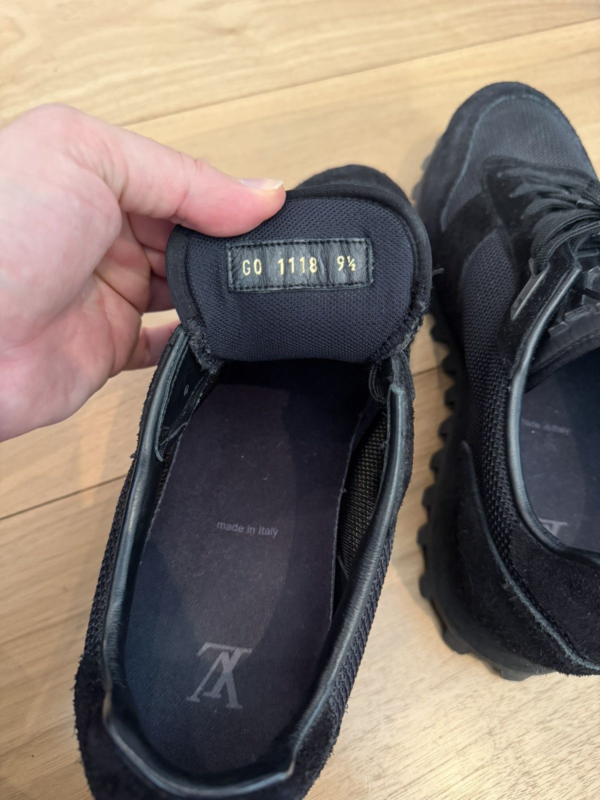 Louis Vuitton Louis Vuitton Suede & Mesh Trainer Sneakers Size US 9.5 / EU 42-43 - 5 Thumbnail