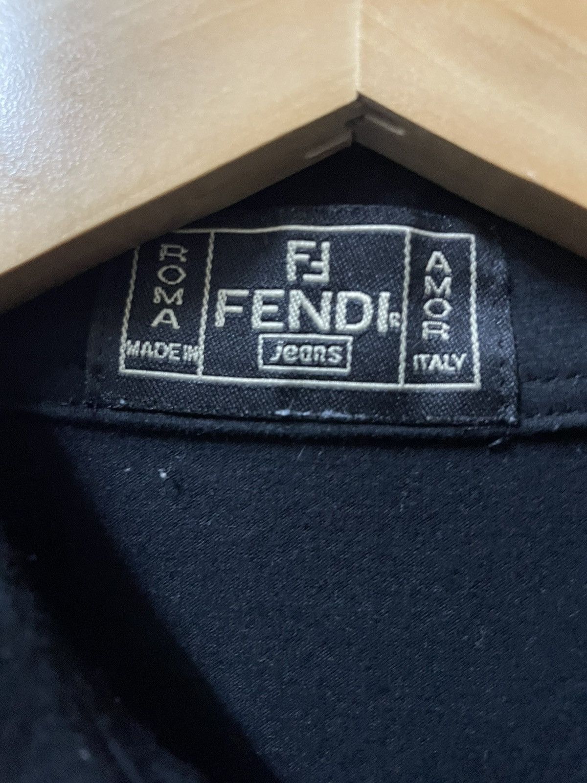 Fendi FENDI JEANS ROMA BUTTON UP SHIRTS Size S / US 4 / IT 40 - 3 Thumbnail