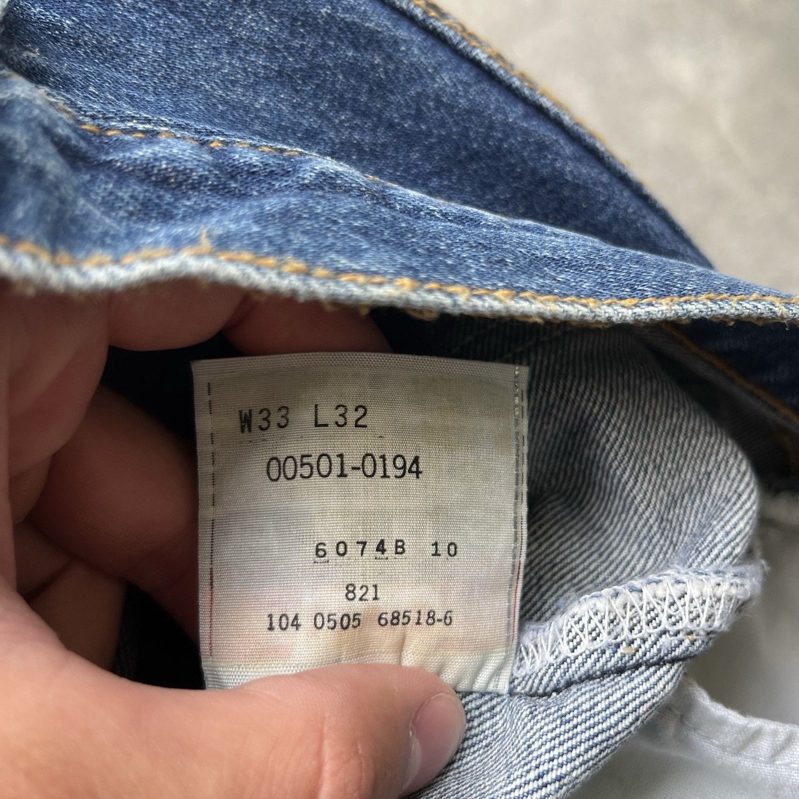 Levi's Vintage Levi’s 501xx Jeans Men’s 33 X 32 Dark Wash Indigo We Size US 33 - 8 Thumbnail