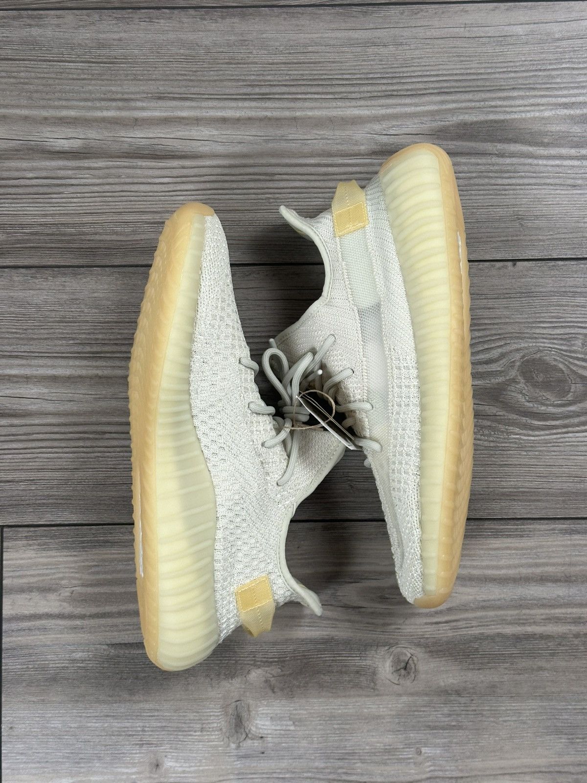 Yeezy Adidas Yeezy Boost 350 V2 Light Size US 11 / EU 44 - 6 Thumbnail