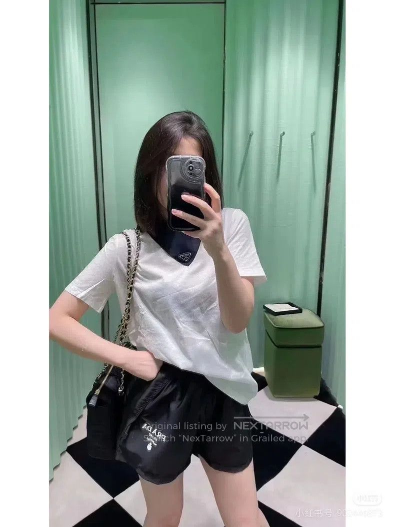 Prada Prada Black triangle scarf decoration round neck short-sle Size XS / US 0-2 / IT 36-38 - 7 Thumbnail