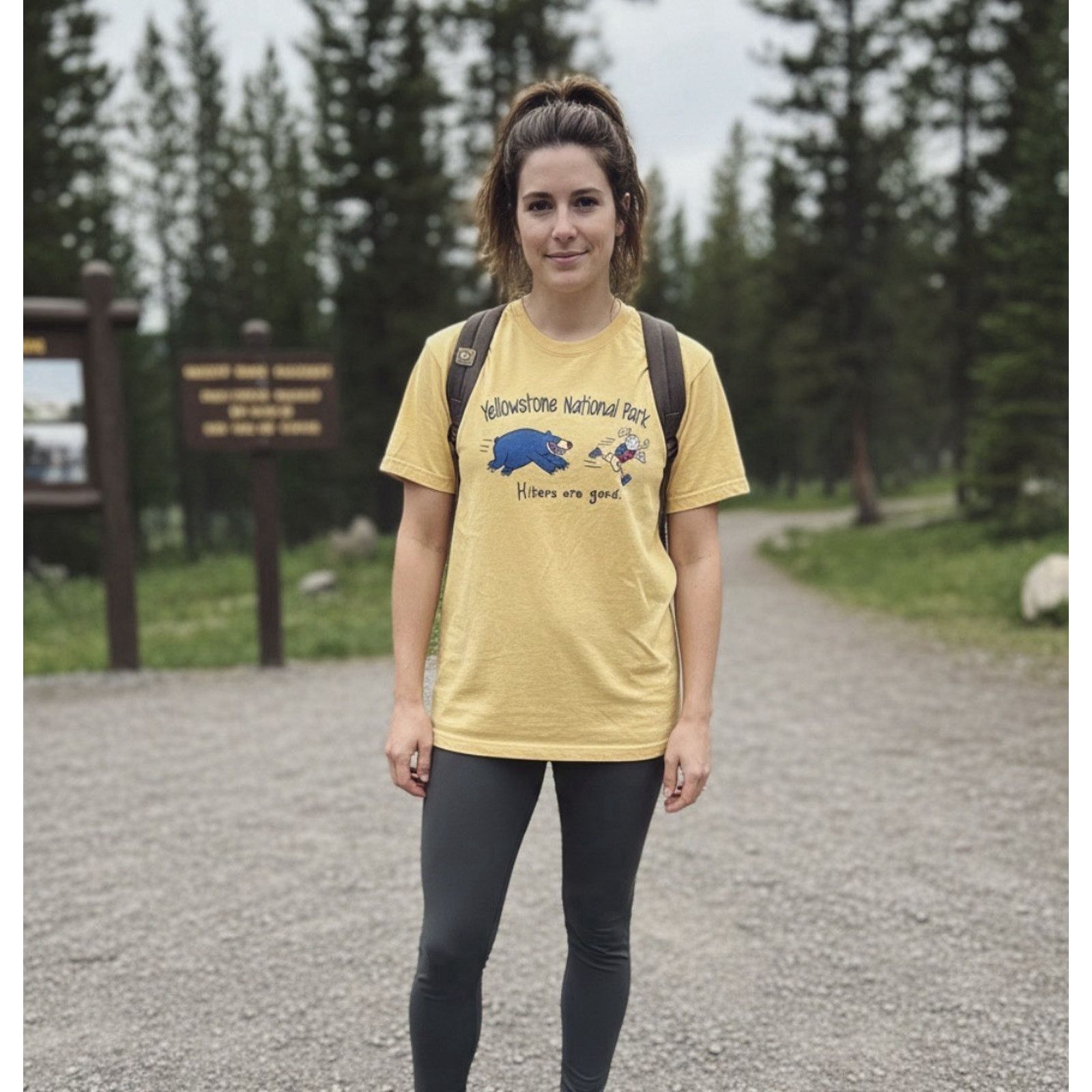 Life is Good Life is Good Yellowstone National Park Graphic T Shirt Women Size S / US 4 / IT 40 - 1 Thumbnail
