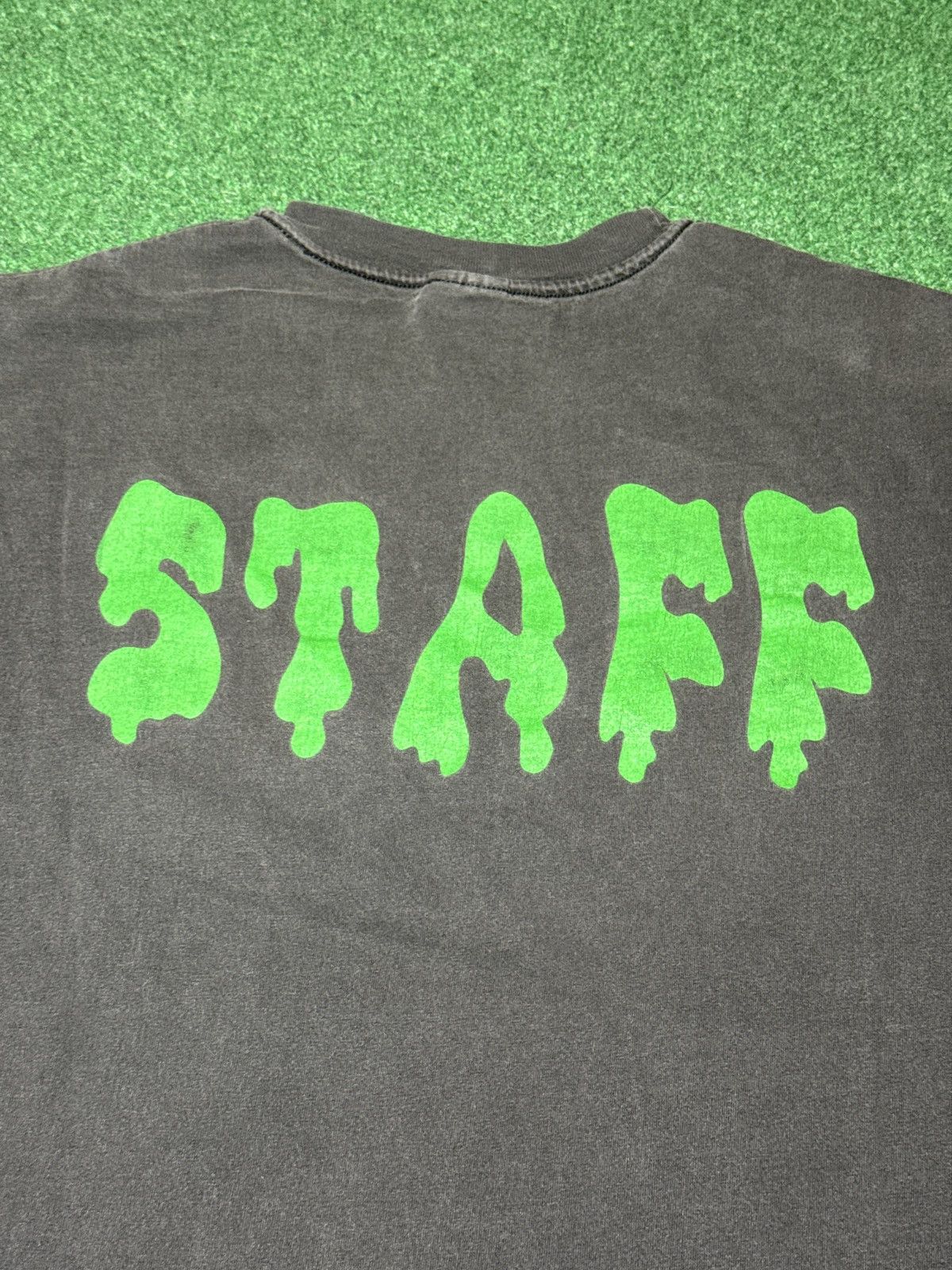 Vintage Vintage 90s Horror FADED Movie Exorcist Monster XL T Shirt Size US XL / EU 56 / 4 - 5 Thumbnail