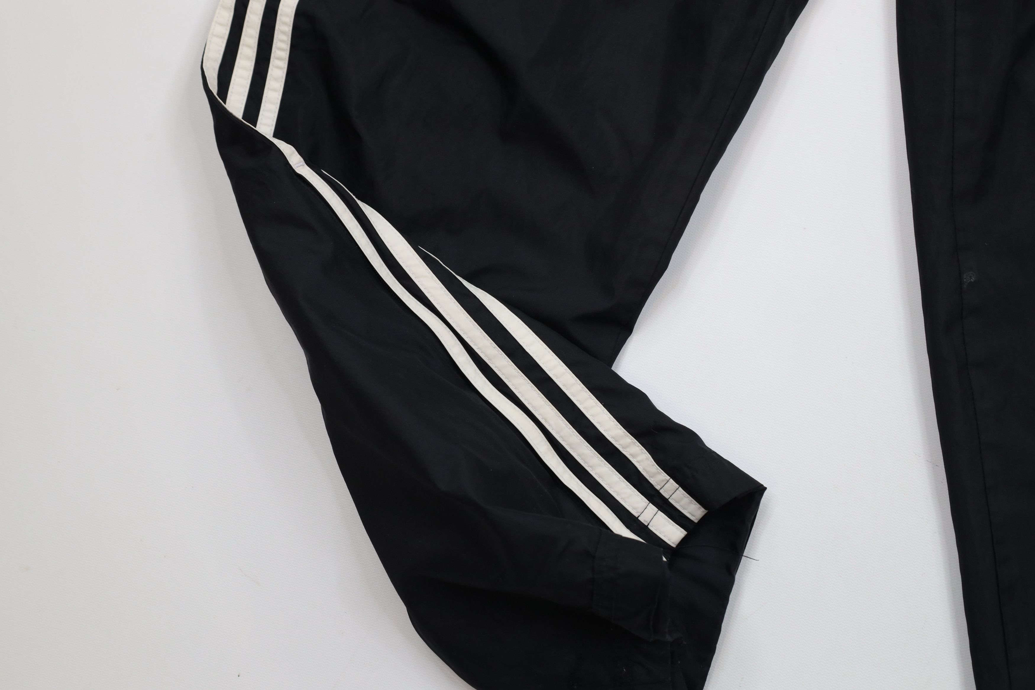 Adidas × Vintage Vintage Adidas Striped Lined Windbreaker Pants Black Size US 38 / EU 54 - 6 Thumbnail