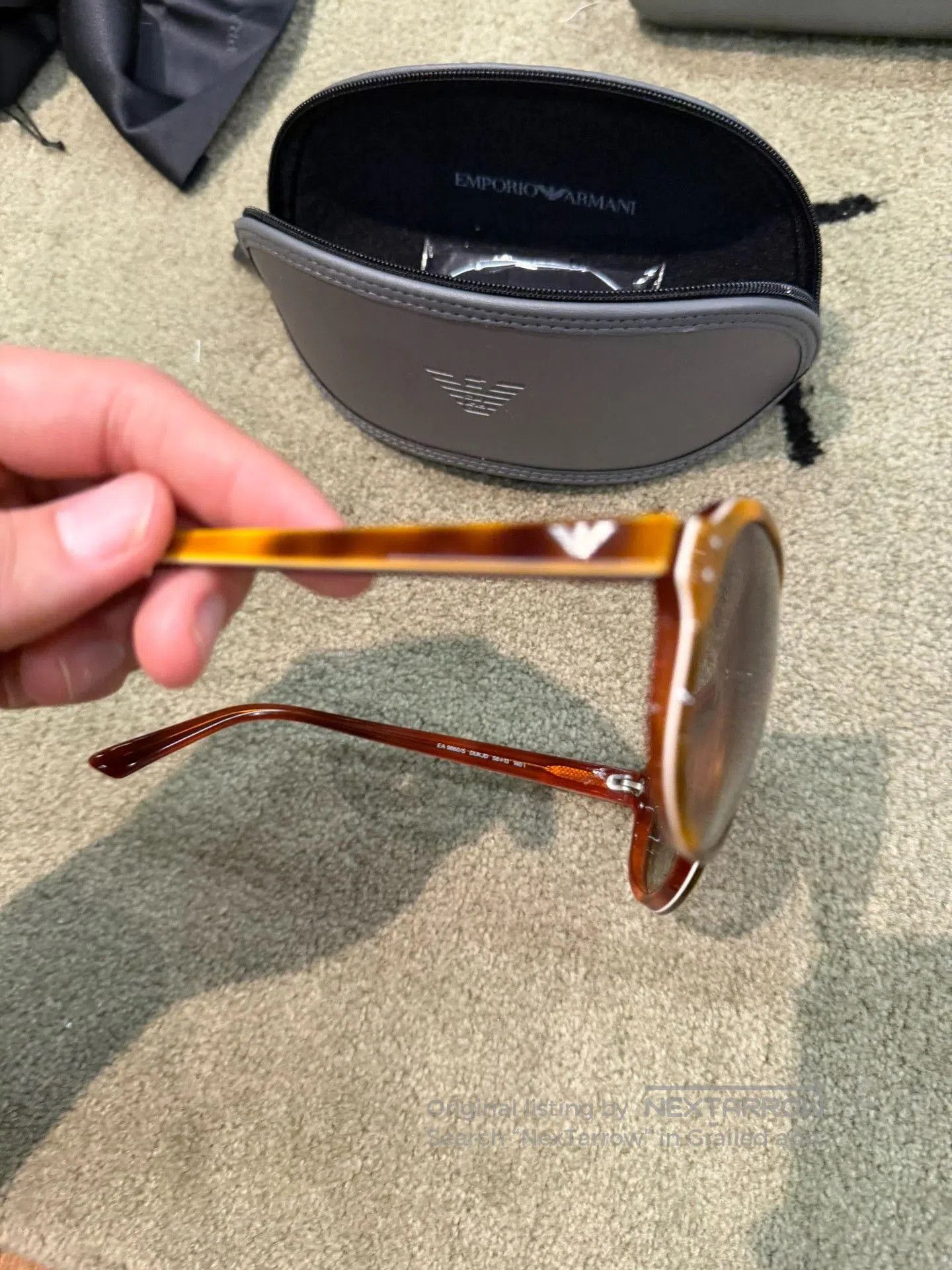 Emporio Armani EMPORIO Armani Aviator Oversized Sunglasses. Size ONE SIZE - 5 Thumbnail