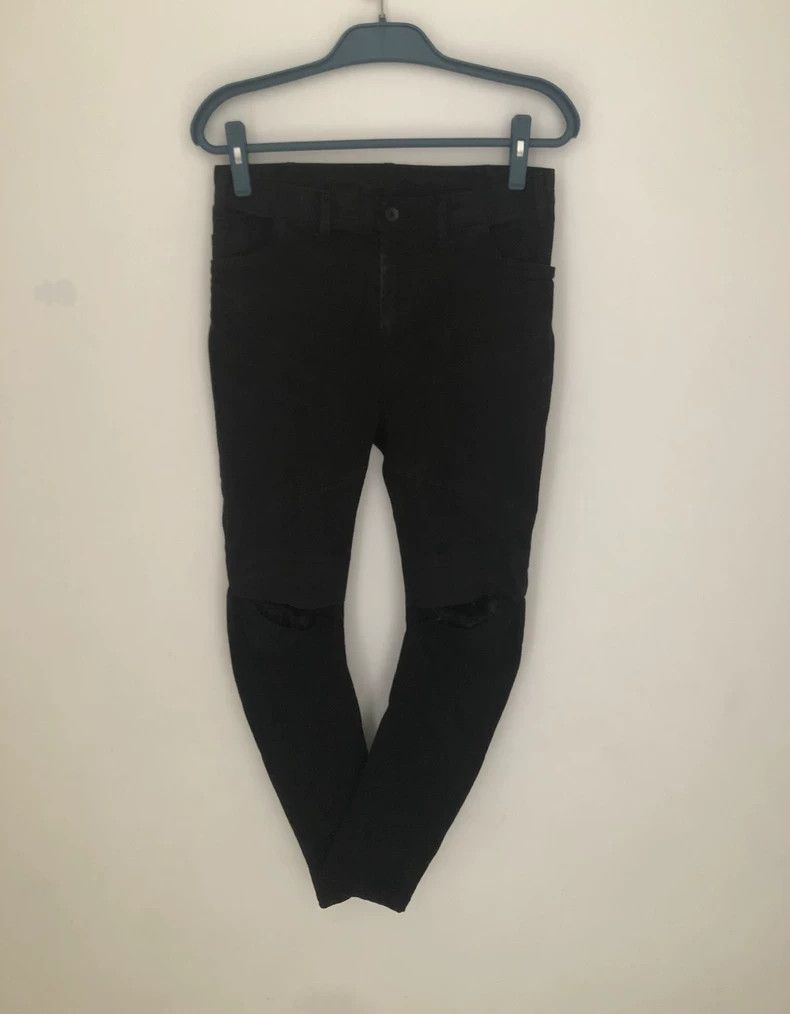 Julius Julius size:2 Black curved knife pants Size US 26 / EU 42 - 1 Thumbnail