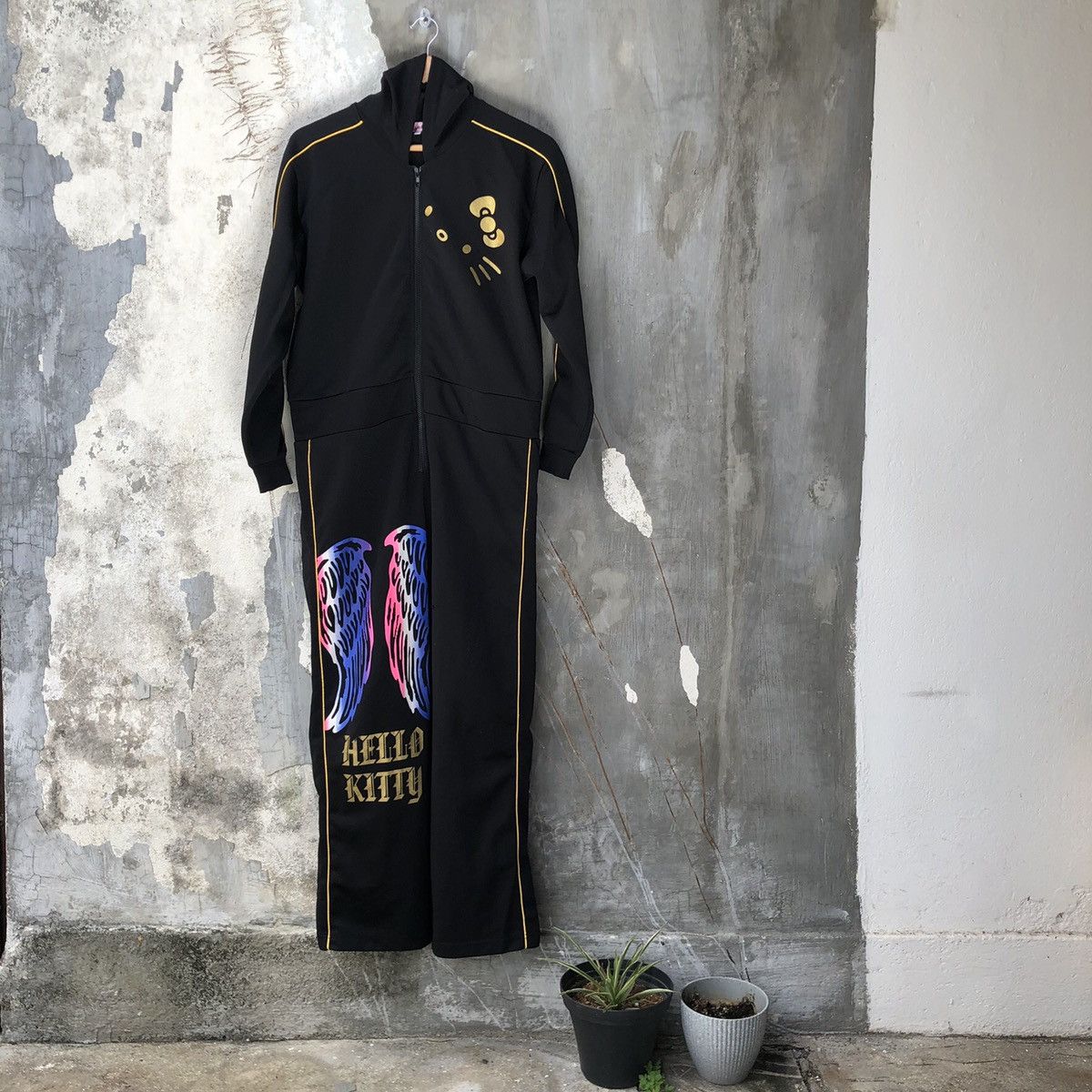 image of Hello Kitty Long Sleeves Coverall With Hoodie in Black, Men's (Size 39)