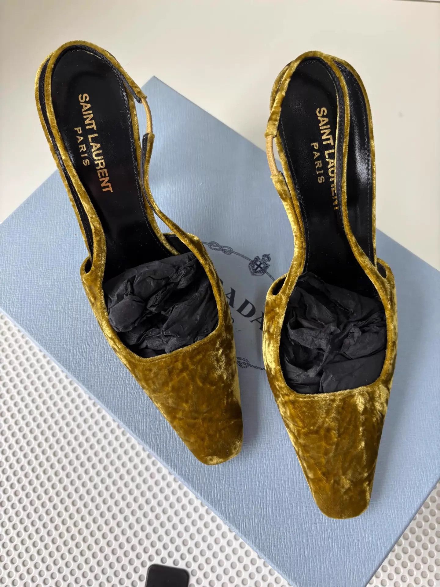 Saint Laurent Paris Saint Laurent Mustard Yellow Pointed-Toe Velvet Heels 36 Size US 5.5 / IT 35.5 - 1 Thumbnail