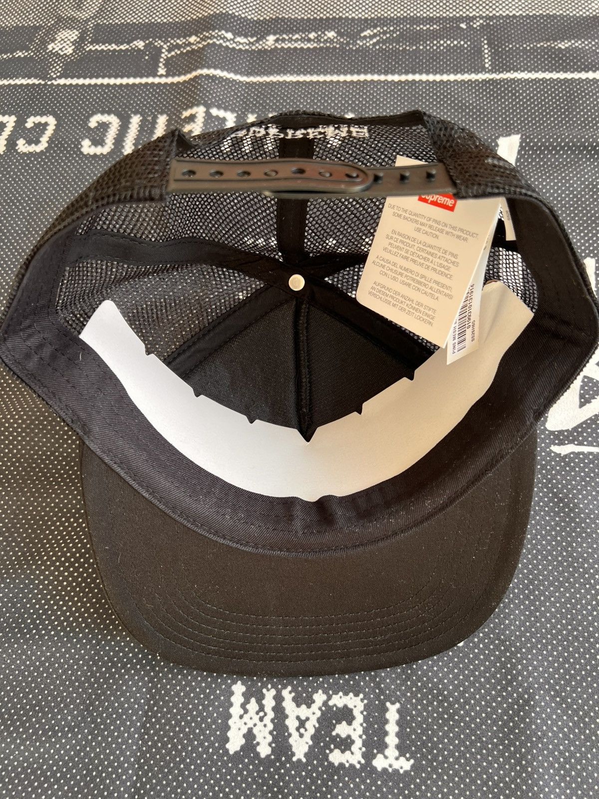 Supreme Supreme Pins Mesh Back 5 Panel Black cap hat snapback enamel Size ONE SIZE - 21 Thumbnail