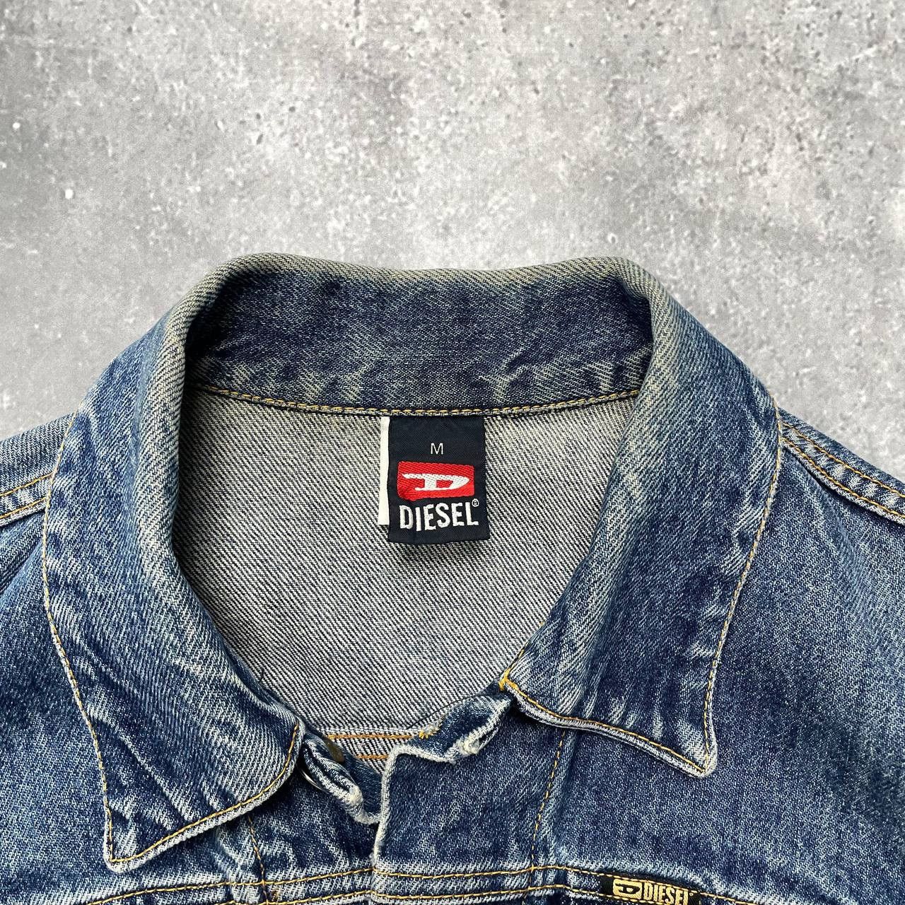 Diesel Vintage 90s Diesel Denim Trucker Jacket Women’s Blue Size M Size M / US 6-8 / IT 42-44 - 4 Thumbnail
