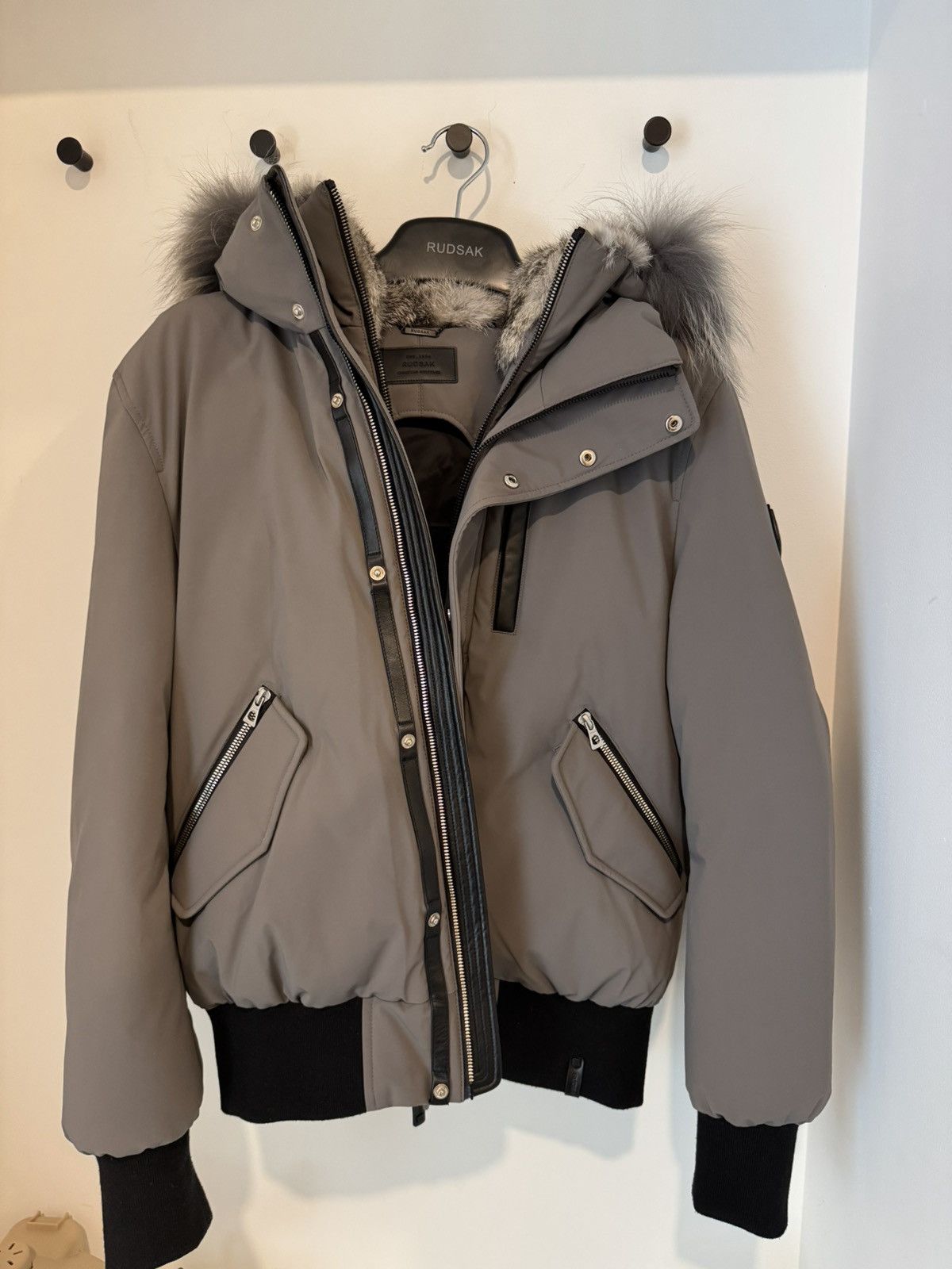 Rudsak Rudsak Stephan Bomber Grey Fur - XS Size US XS / EU 42 / 0 - 2 Thumbnail
