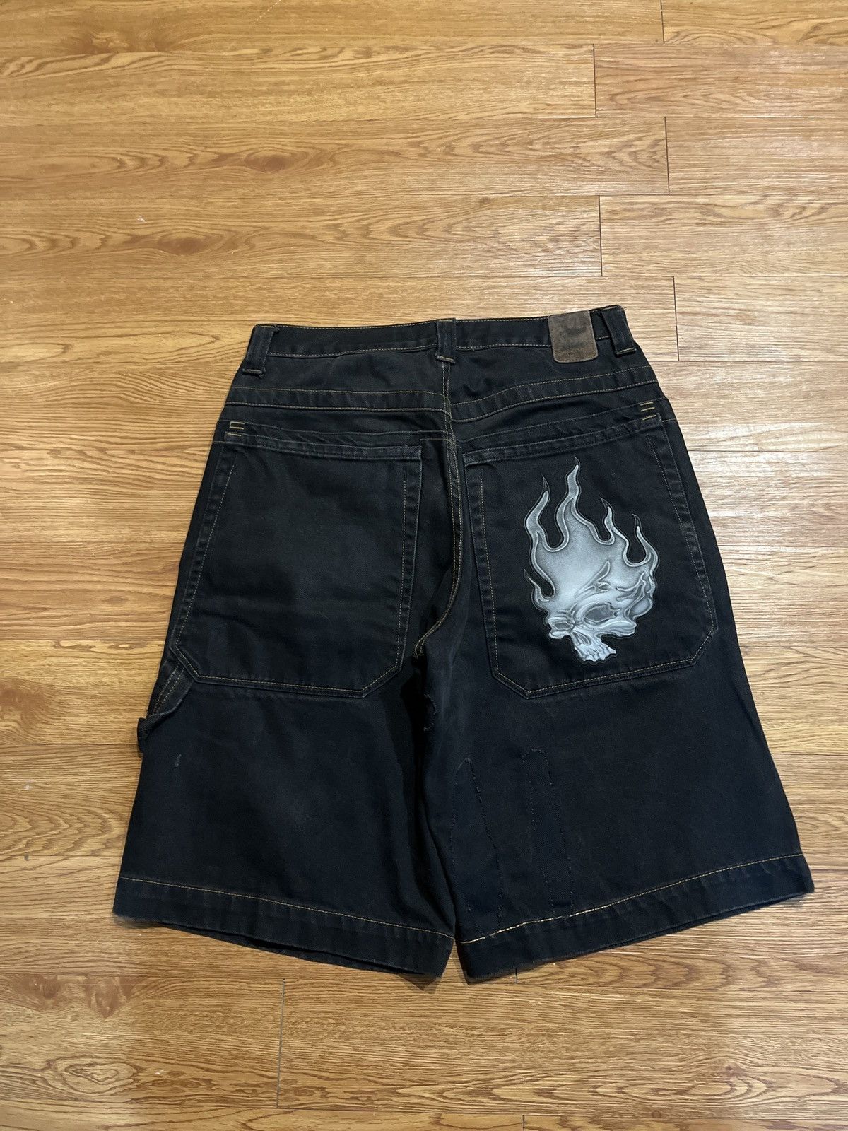 JNCO vintage baggy skater jnco flaming skull jorts Size US 32 / EU 48 - 1 Thumbnail