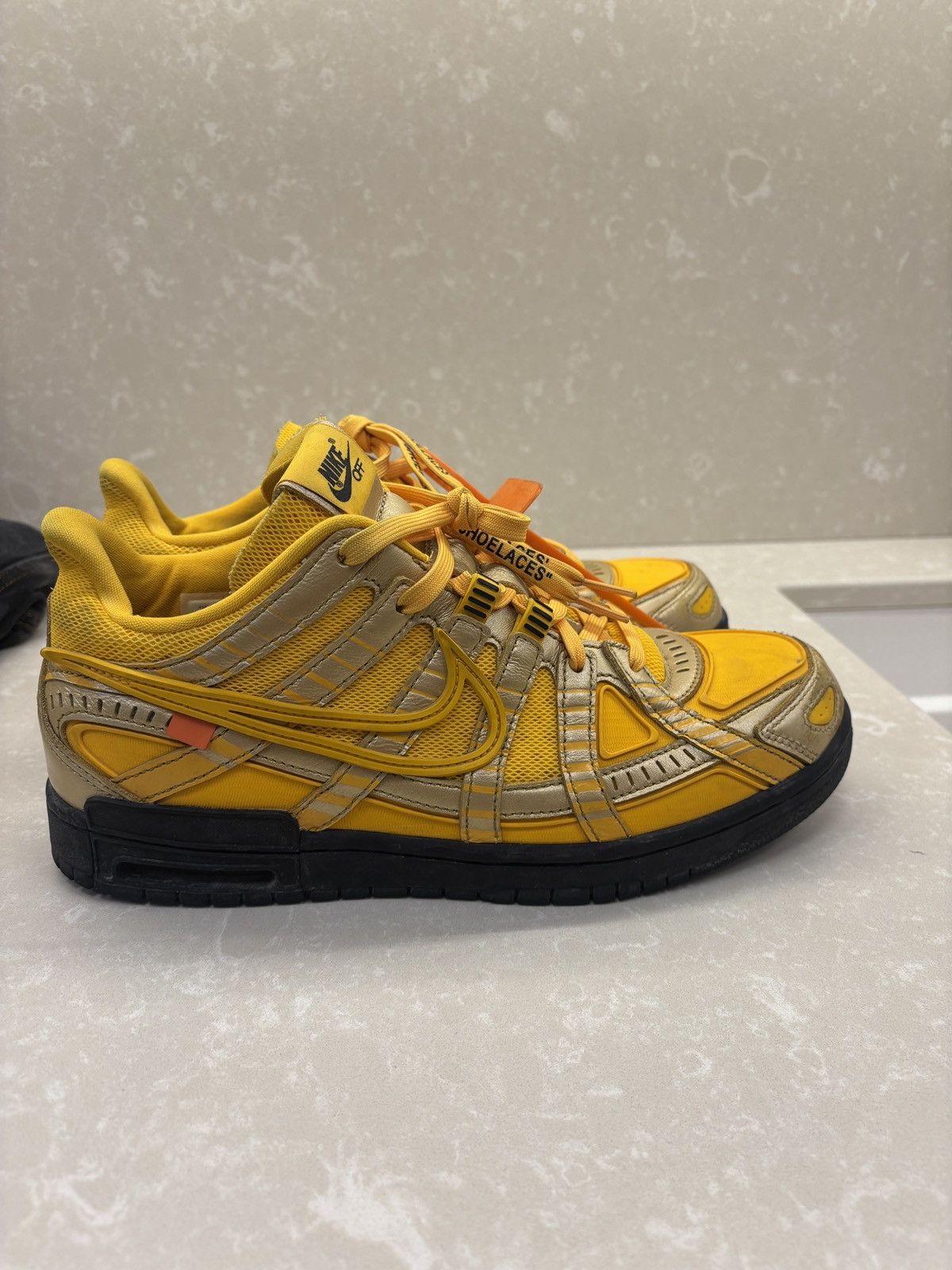 Nike × Off-White Off white rubber dunks university gold Size US 10 / EU 43 - 3 Thumbnail