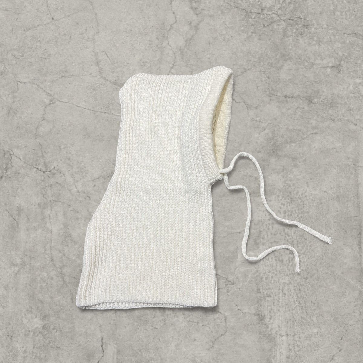 Japanese Brand Vintage style cream bonnet snood hood scarf hat. One size Size ONE SIZE - 2 Thumbnail