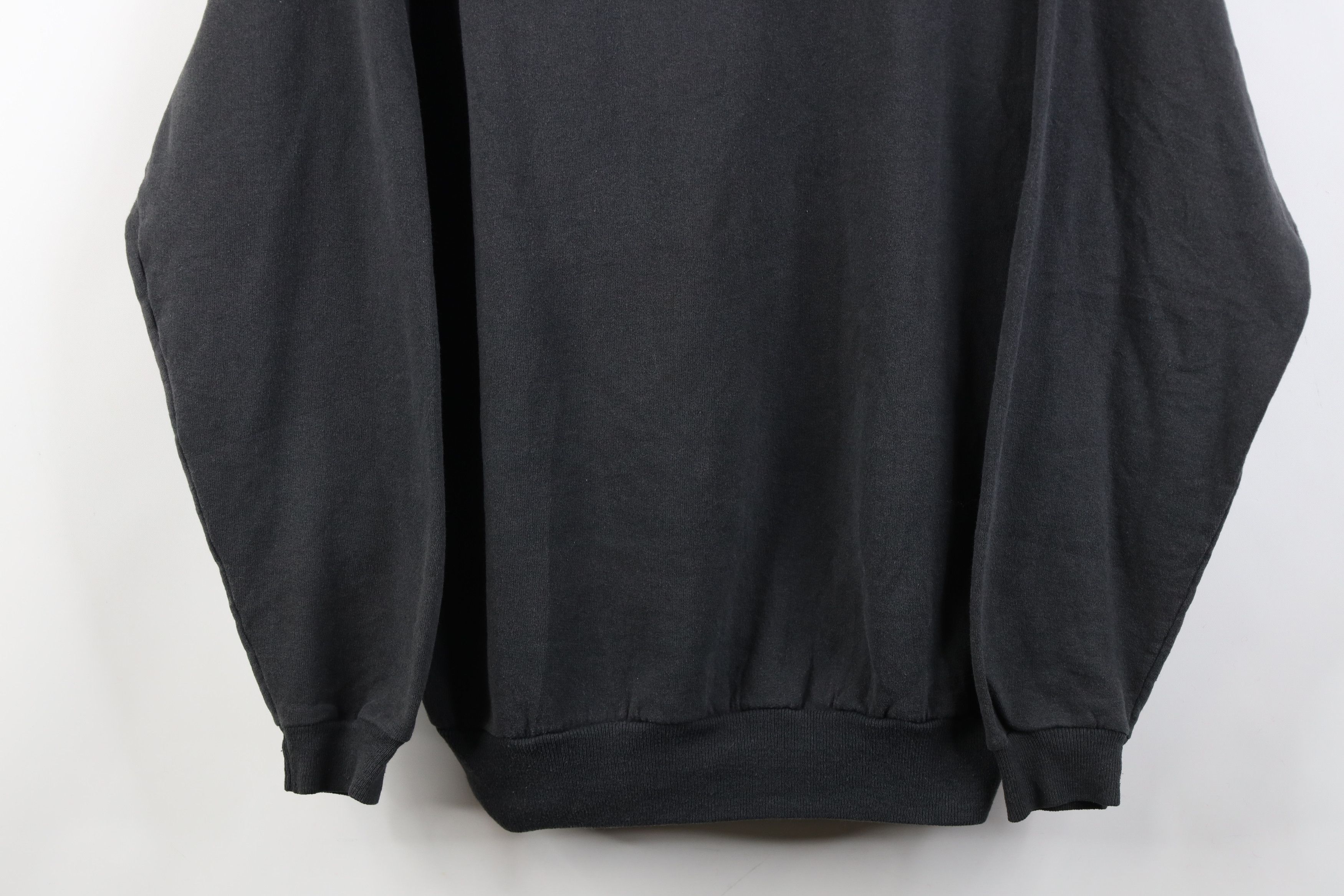Vintage Vintage 90s Streetwear Faded Blank Crewneck Sweatshirt Black Size L / US 10 / IT 46 - 3 Thumbnail