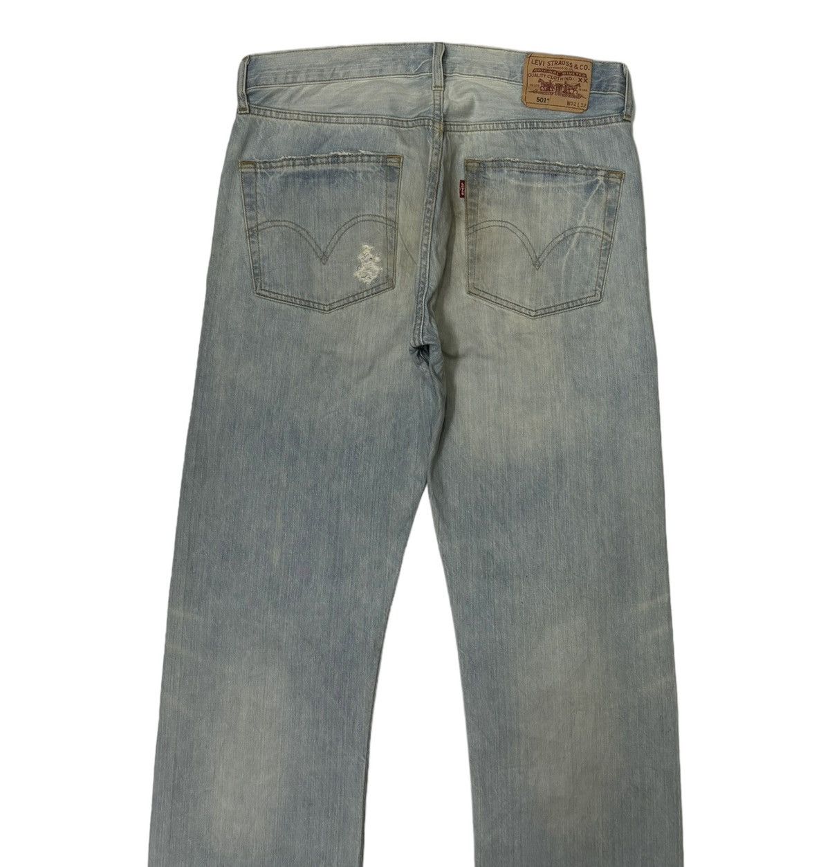Levi's VINTAGE LEVIS 501 CLAW MARK BLUE WASH DISTRESS DENIM JEANS Size US 32 / EU 48 - 4 Thumbnail